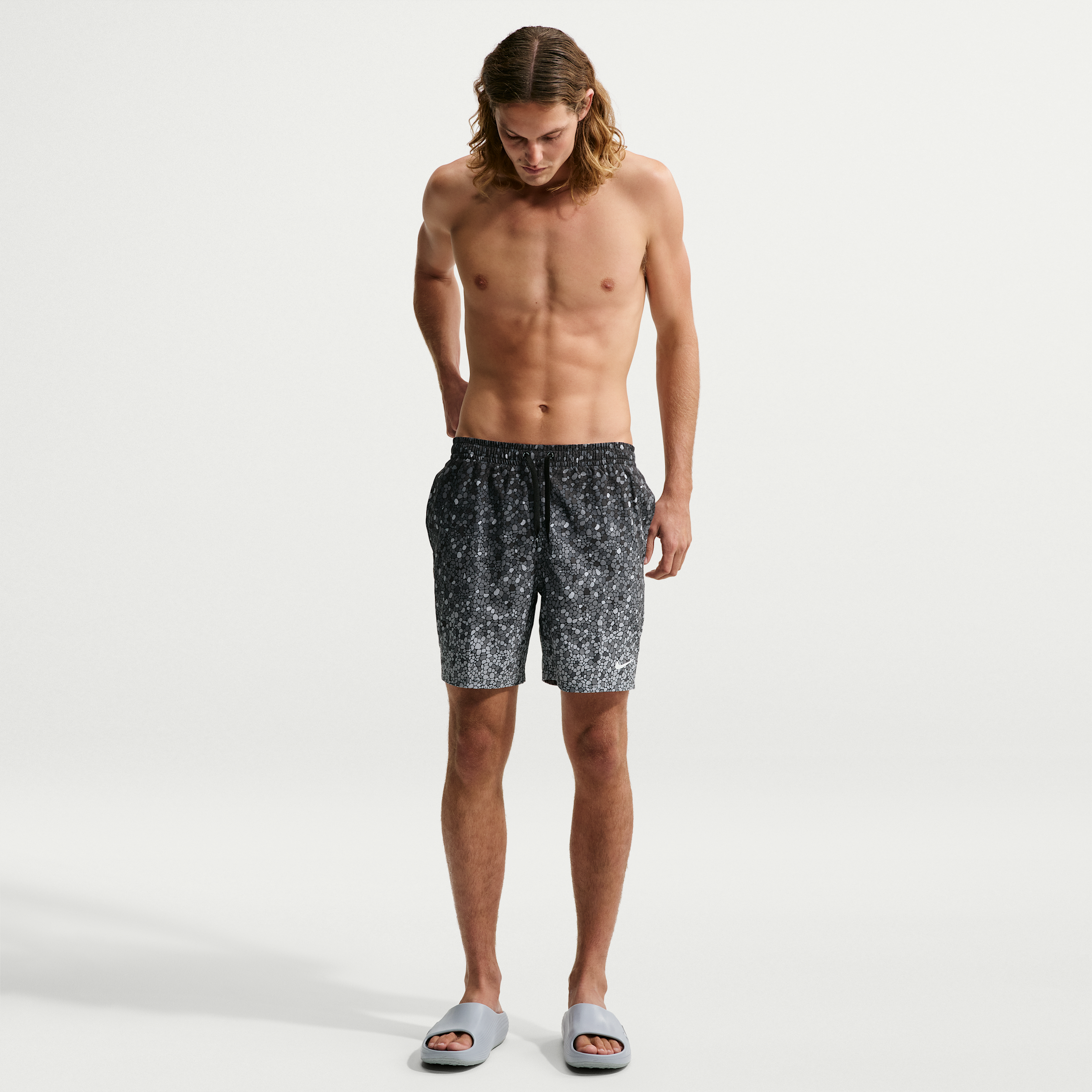 Nike Men's Swim Breaker 7" Brief-Lined Volley Short in Black | NESSG556-001