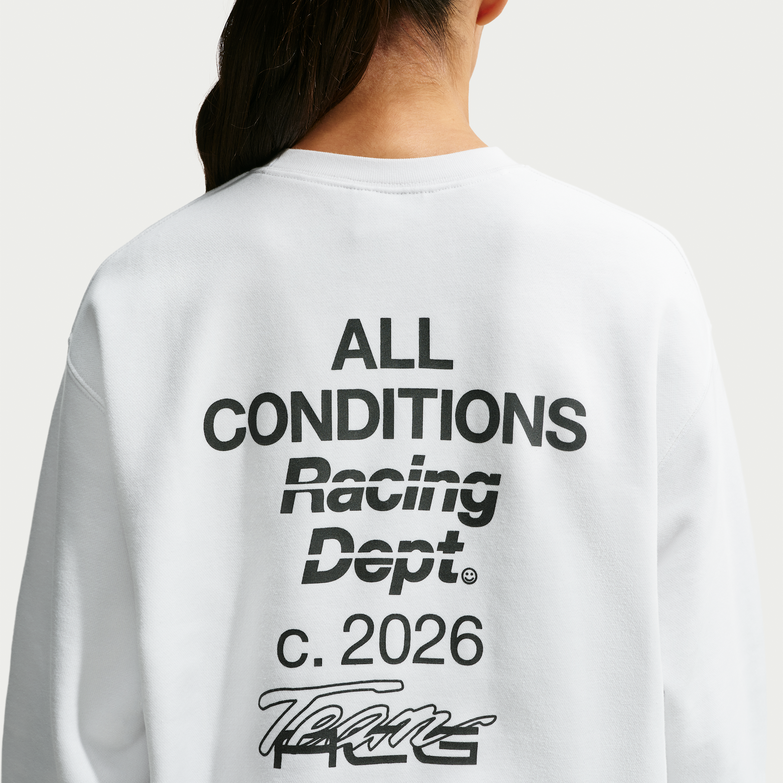 Women's Nike ACG Tuff Fleece Dri-FIT Crew-Neck Sweatshirt in White | IU8168-121