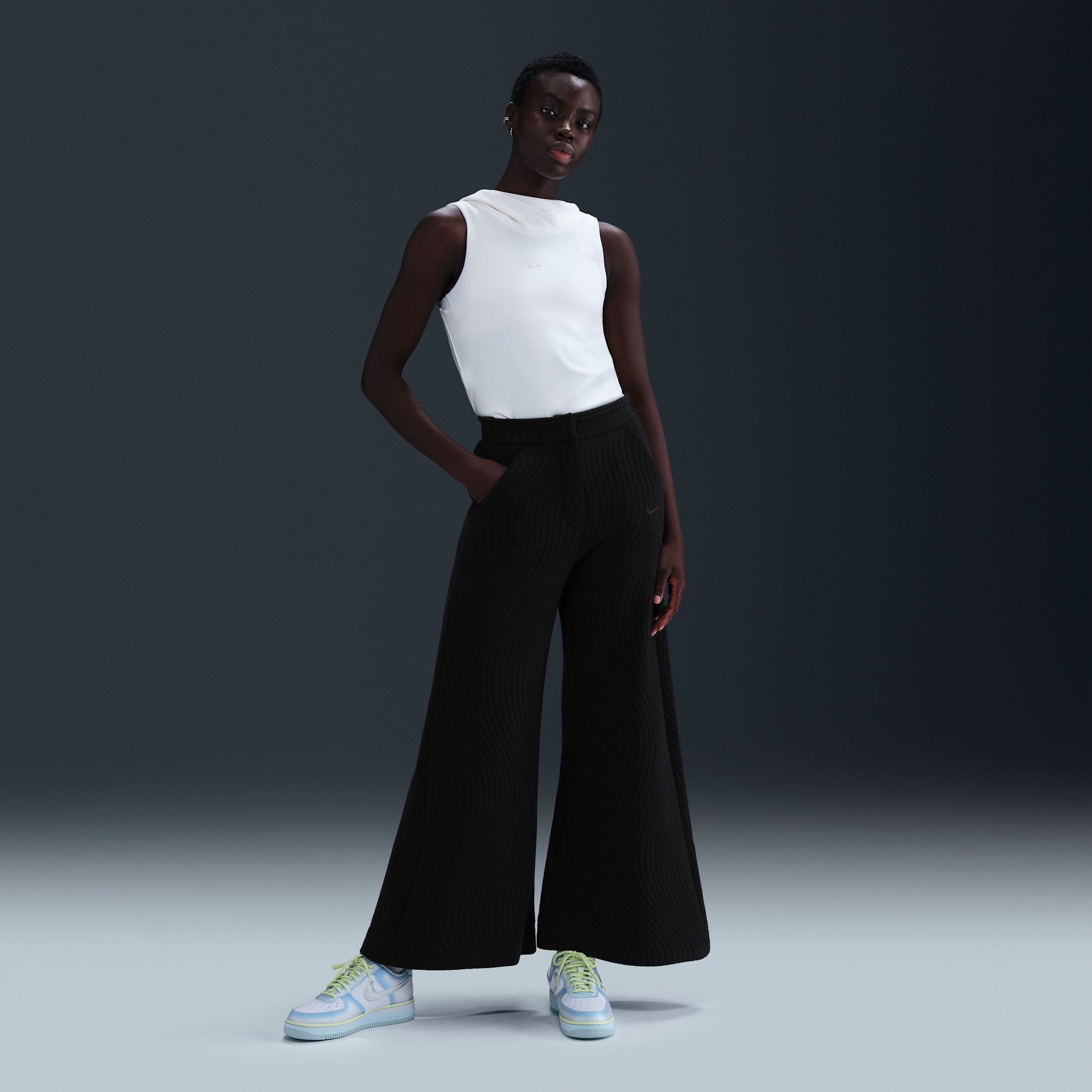 Nike Women's Serena Williams Design Crew High-waisted Knit Pants In Black