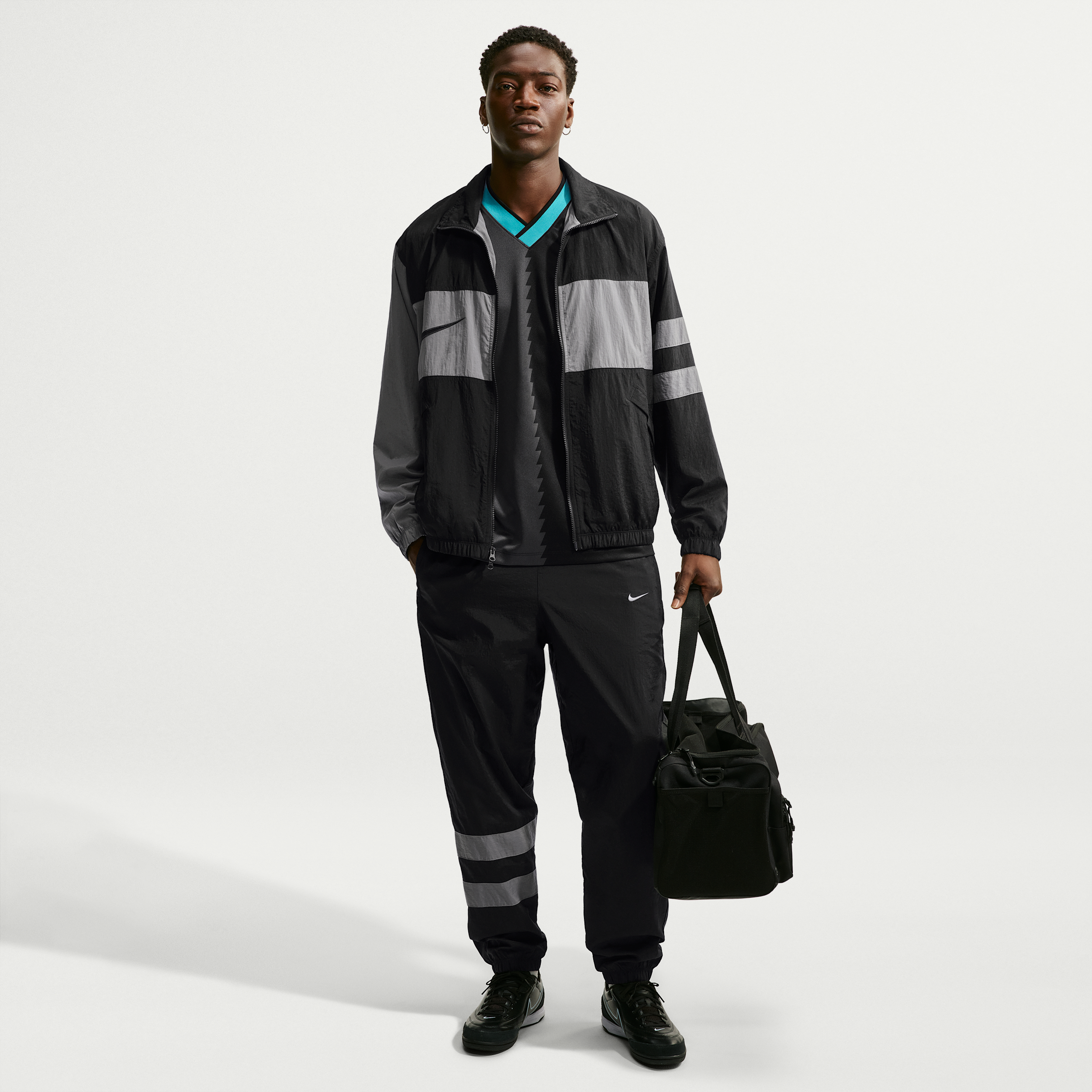 Nike Men's i96 Repel Soccer Woven Track Pants in Black | IM4173-010