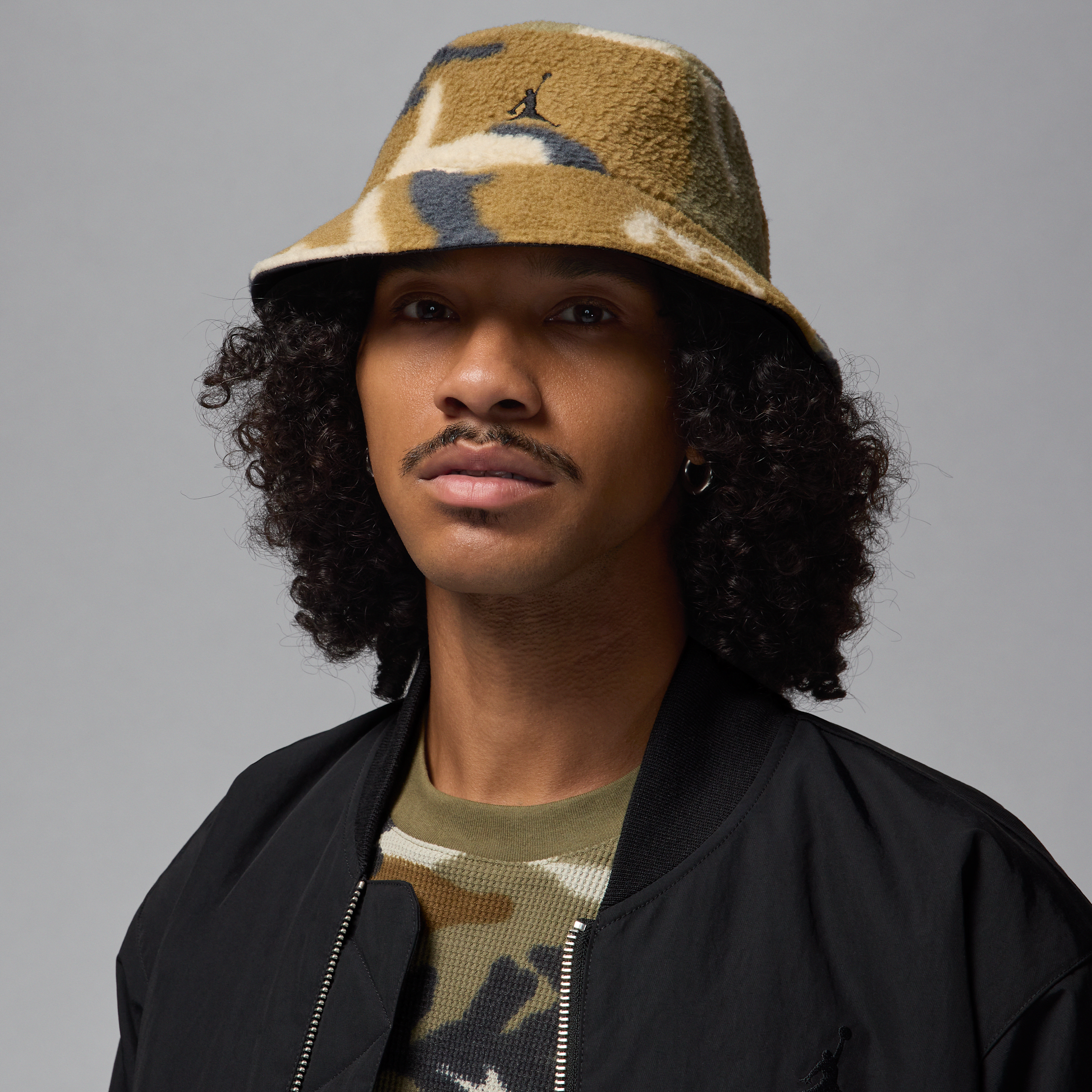 Shop Jordan Apex Winter Bucket Hat In Black