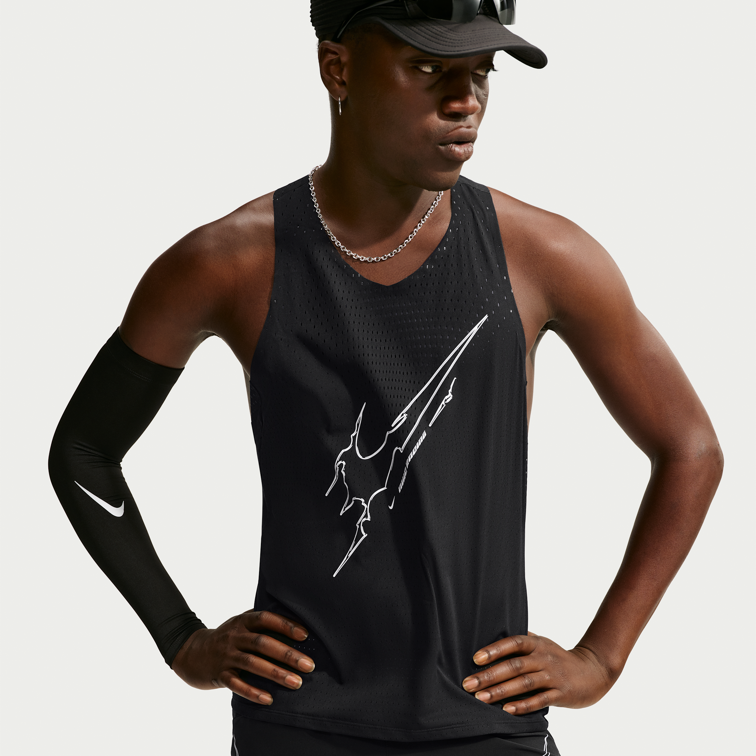 Nike Men's AeroSwift Dri-FIT ADV Running Singlet in Black | IM5220-010