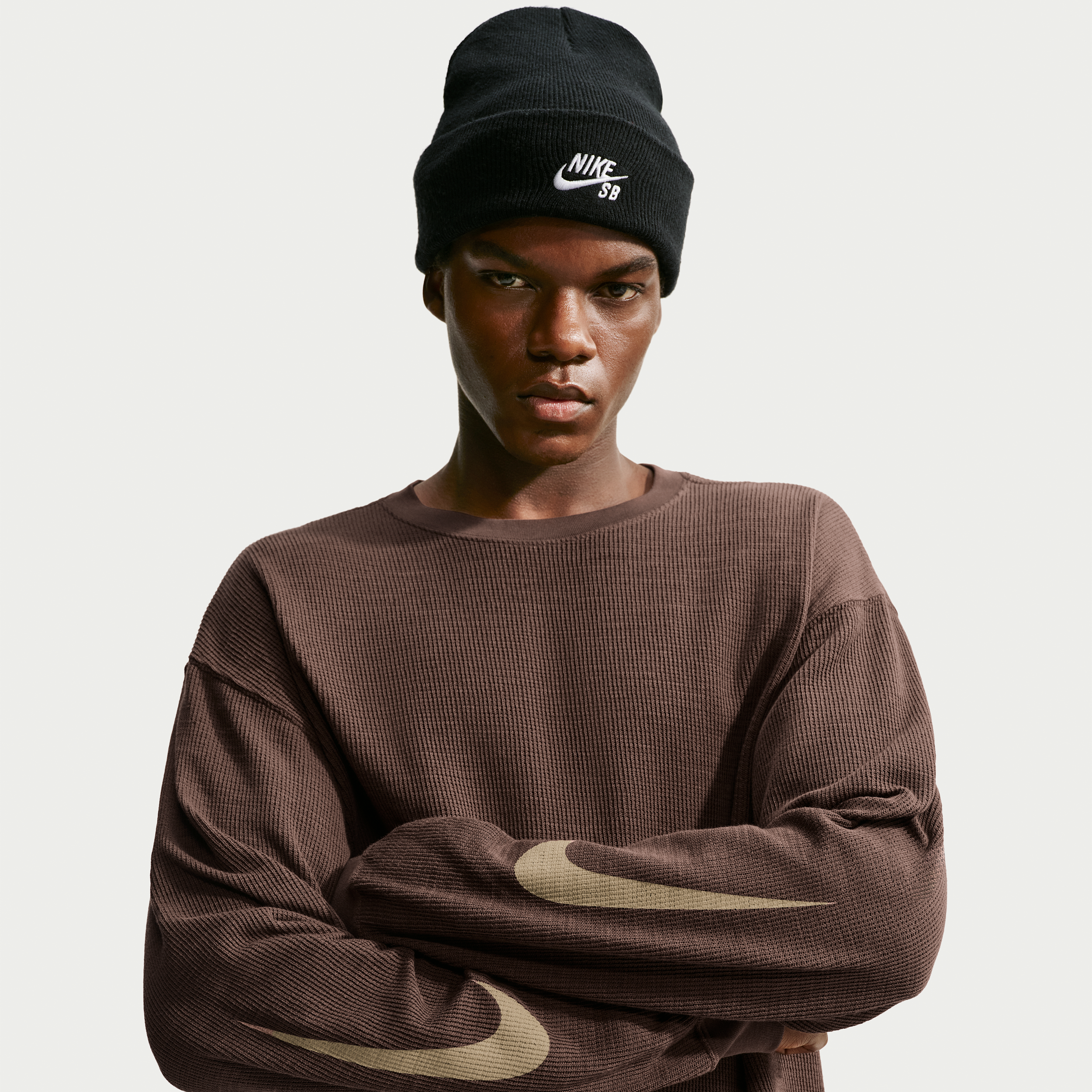 Men's Nike Sportswear Thermal Top in Brown | IZ3210-237