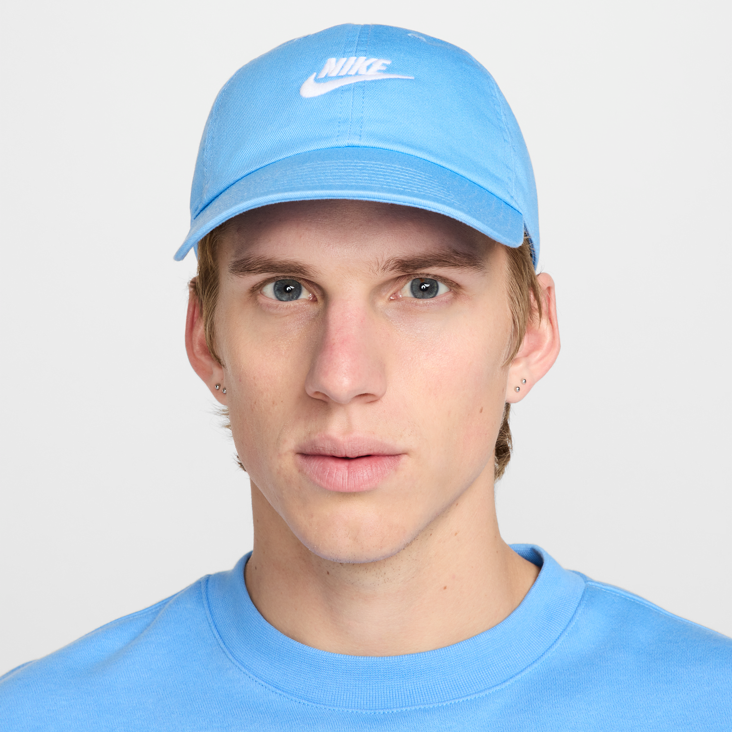Nike Unisex Club Unstructured Futura Wash Cap In Blue