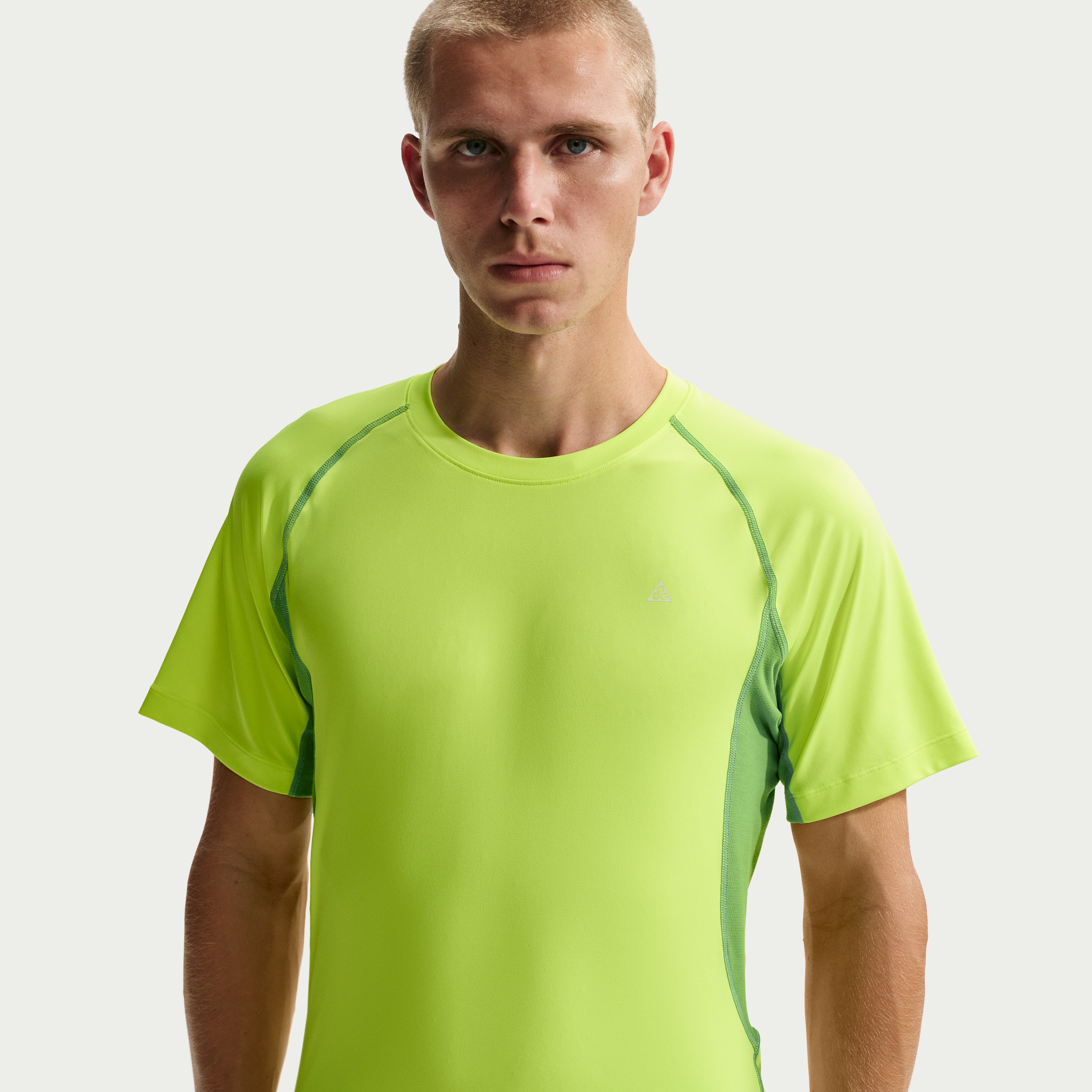 Men's Nike ACG Wildsee Dri-FIT Short-Sleeve Base Layer Top in Yellow | IO1452-737