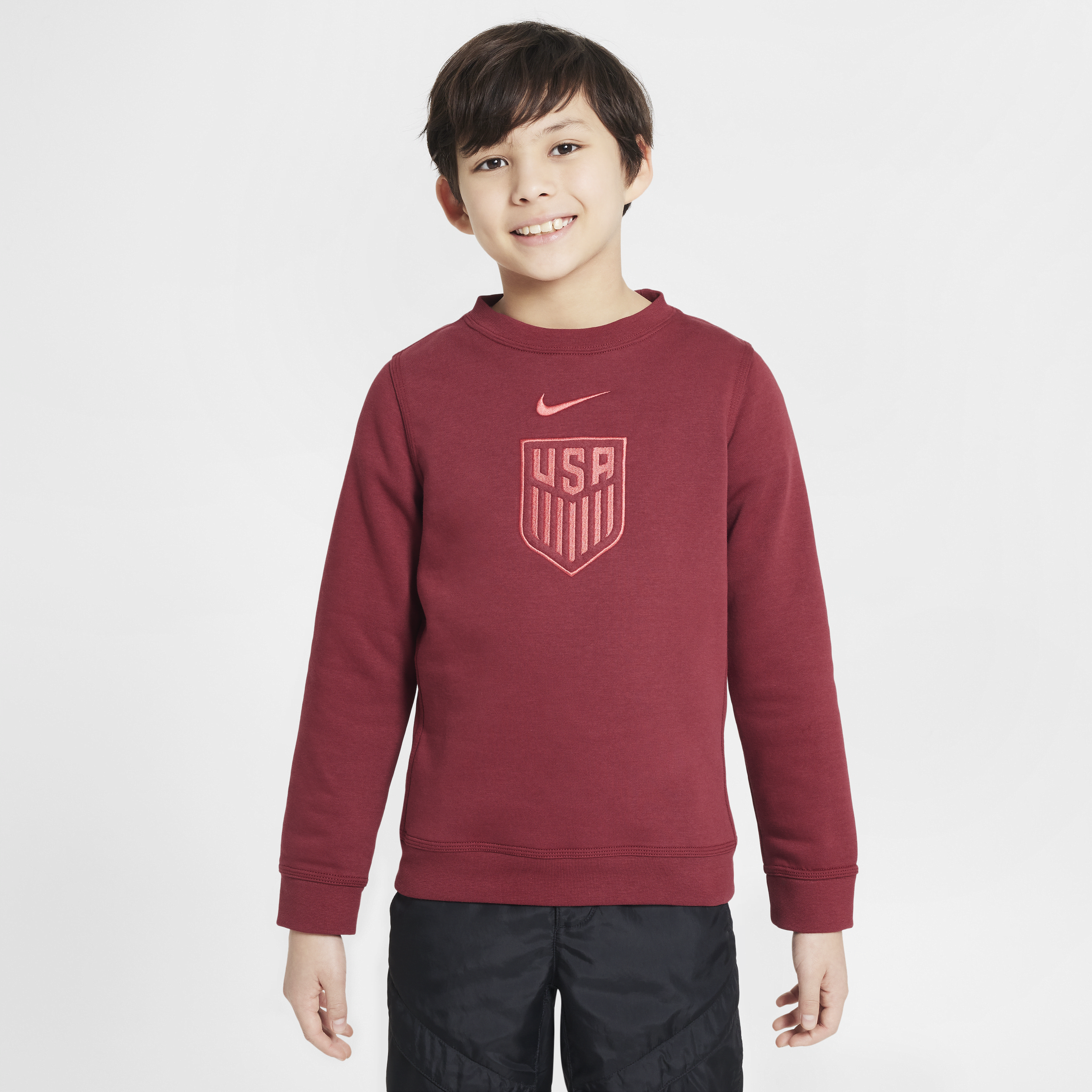 Shop Nike Usmnt Club Big Kids' (boys')  Soccer Crew-neck Sweatshirt In Red