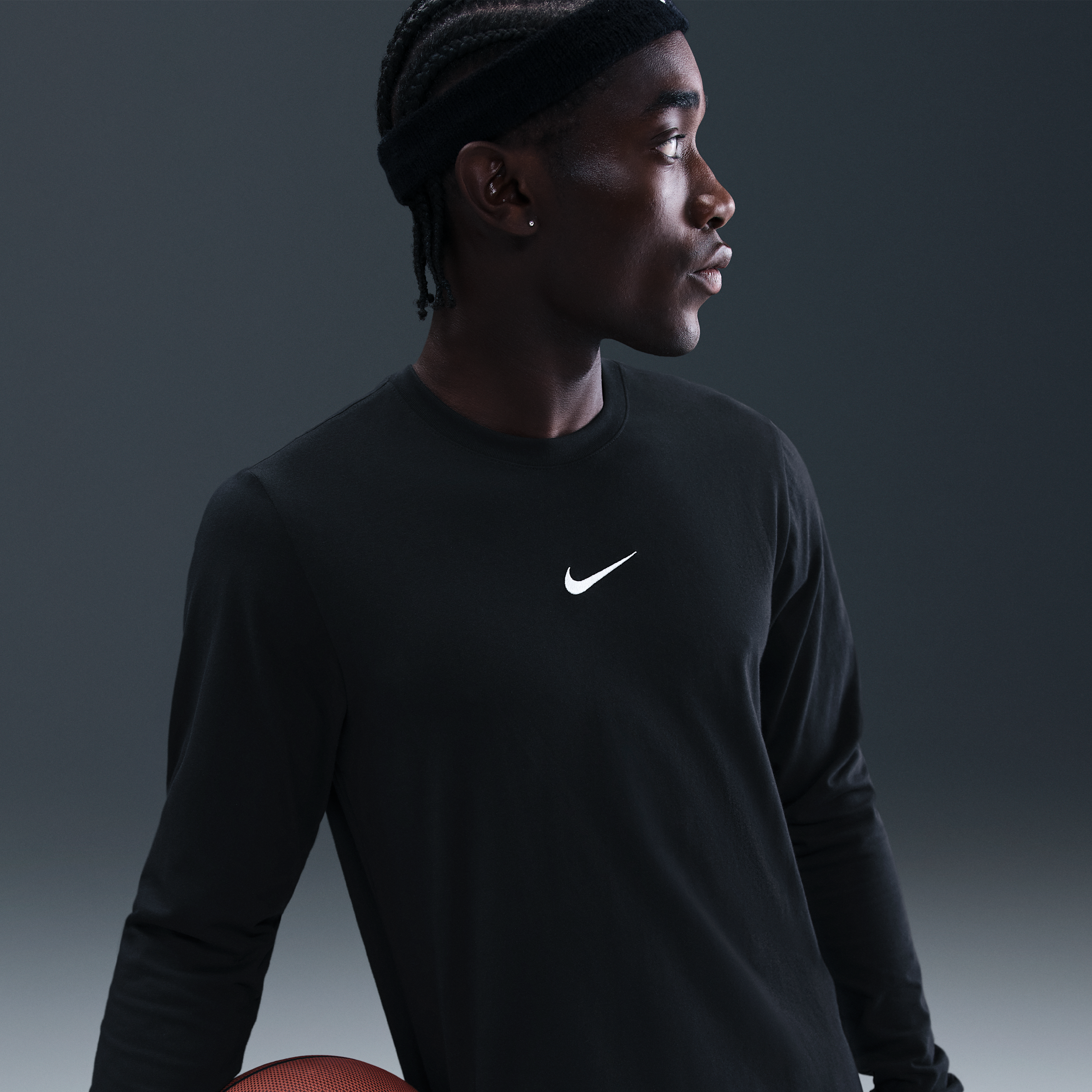 Nike Men's Basketball Long-sleeve T-shirt In Black