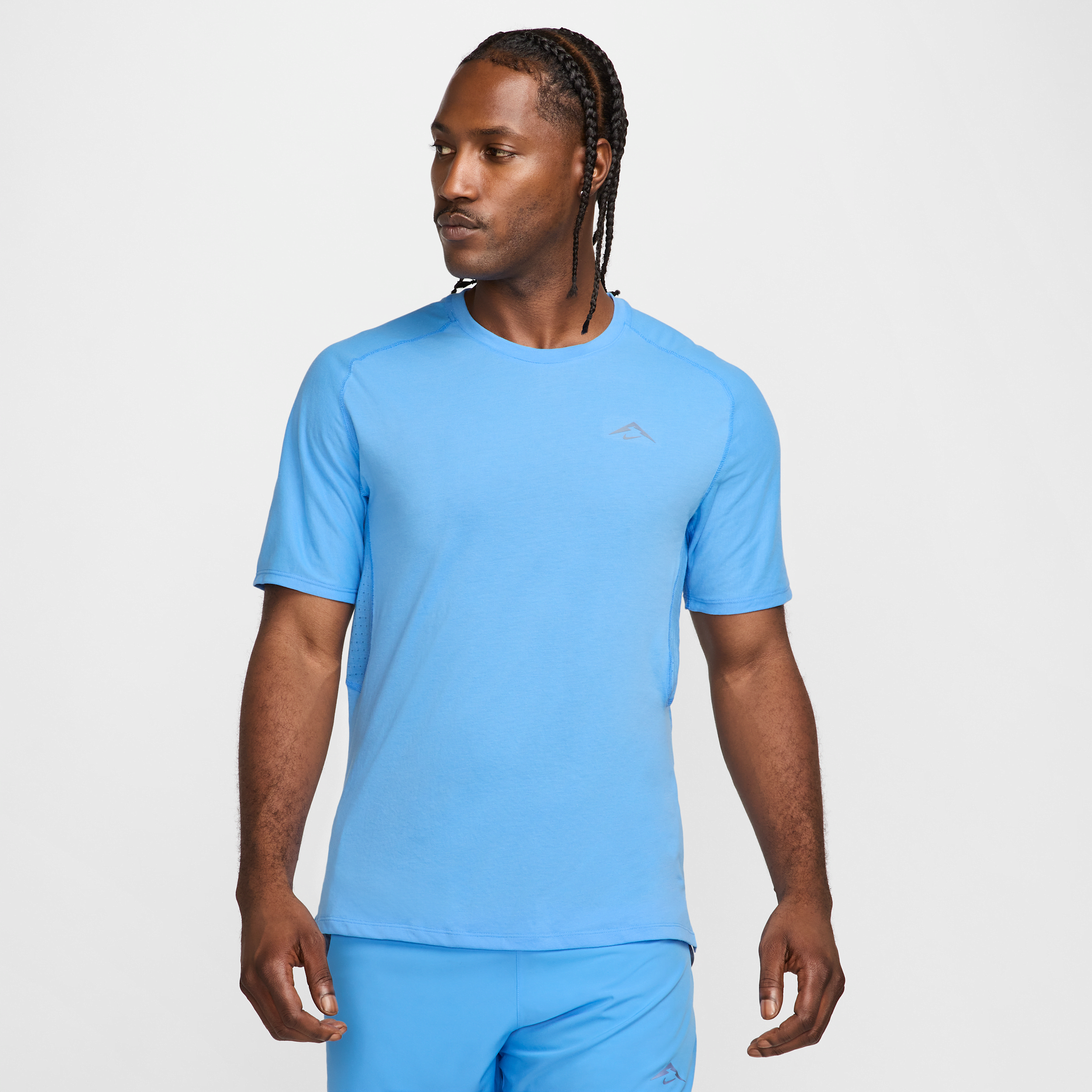Nike Men's Solar Chase Dri-fit Adv Short-sleeve Running Top In Blue