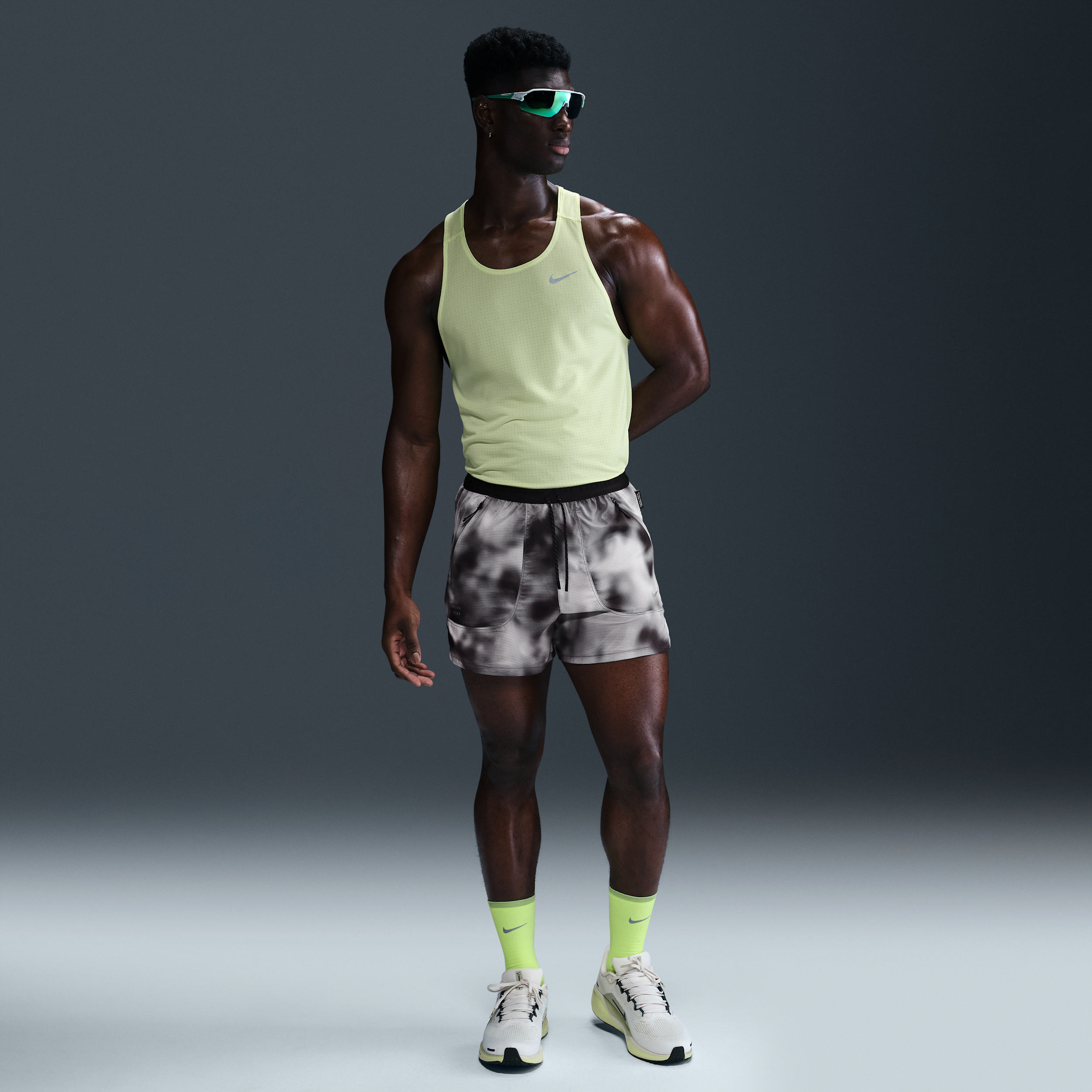 Nike Men's Running Division Breathe Dri-fit Adv 4" Brief-lined Running Shorts In Black