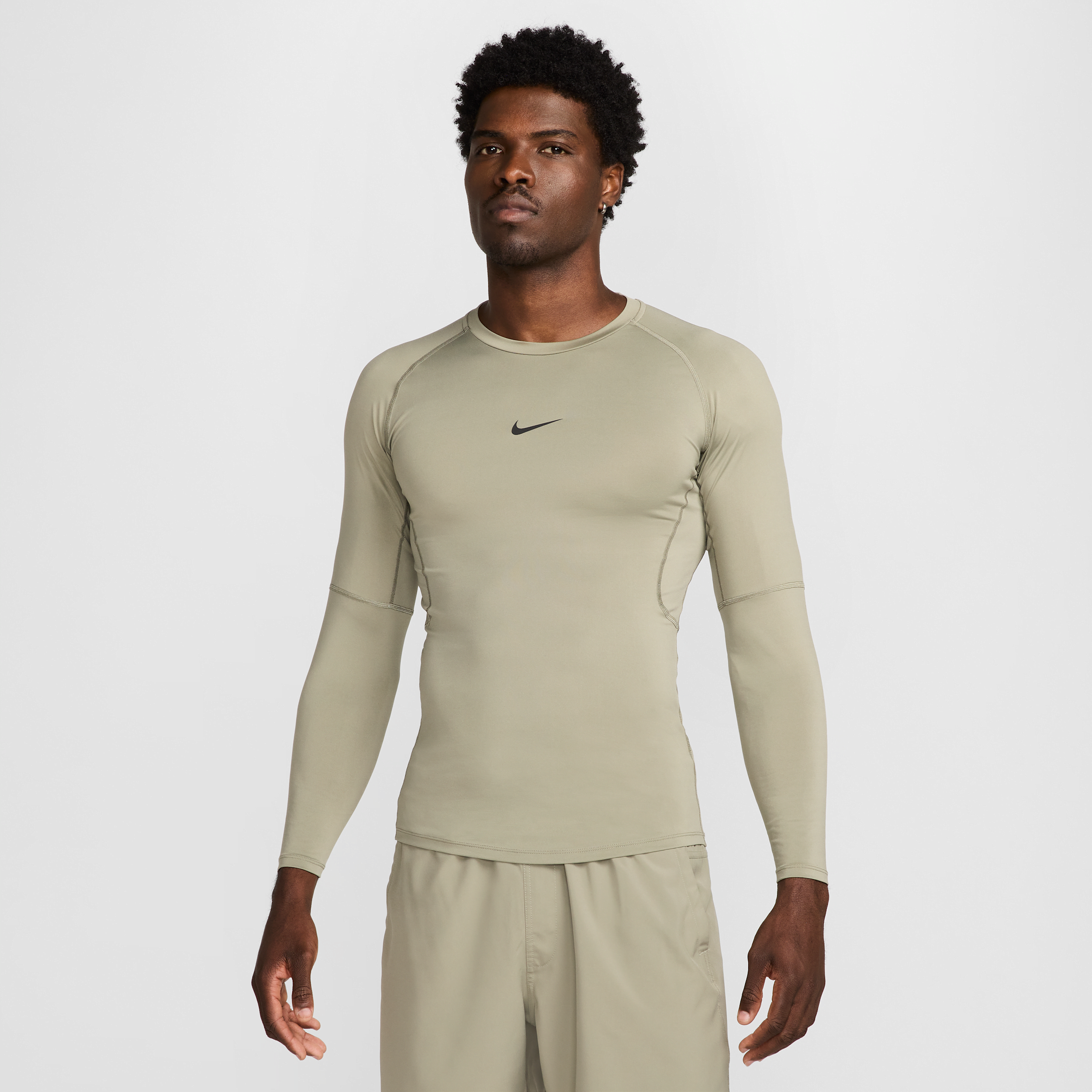 NIKE MEN'S  PRO DRI-FIT TIGHT LONG-SLEEVE FITNESS TOP