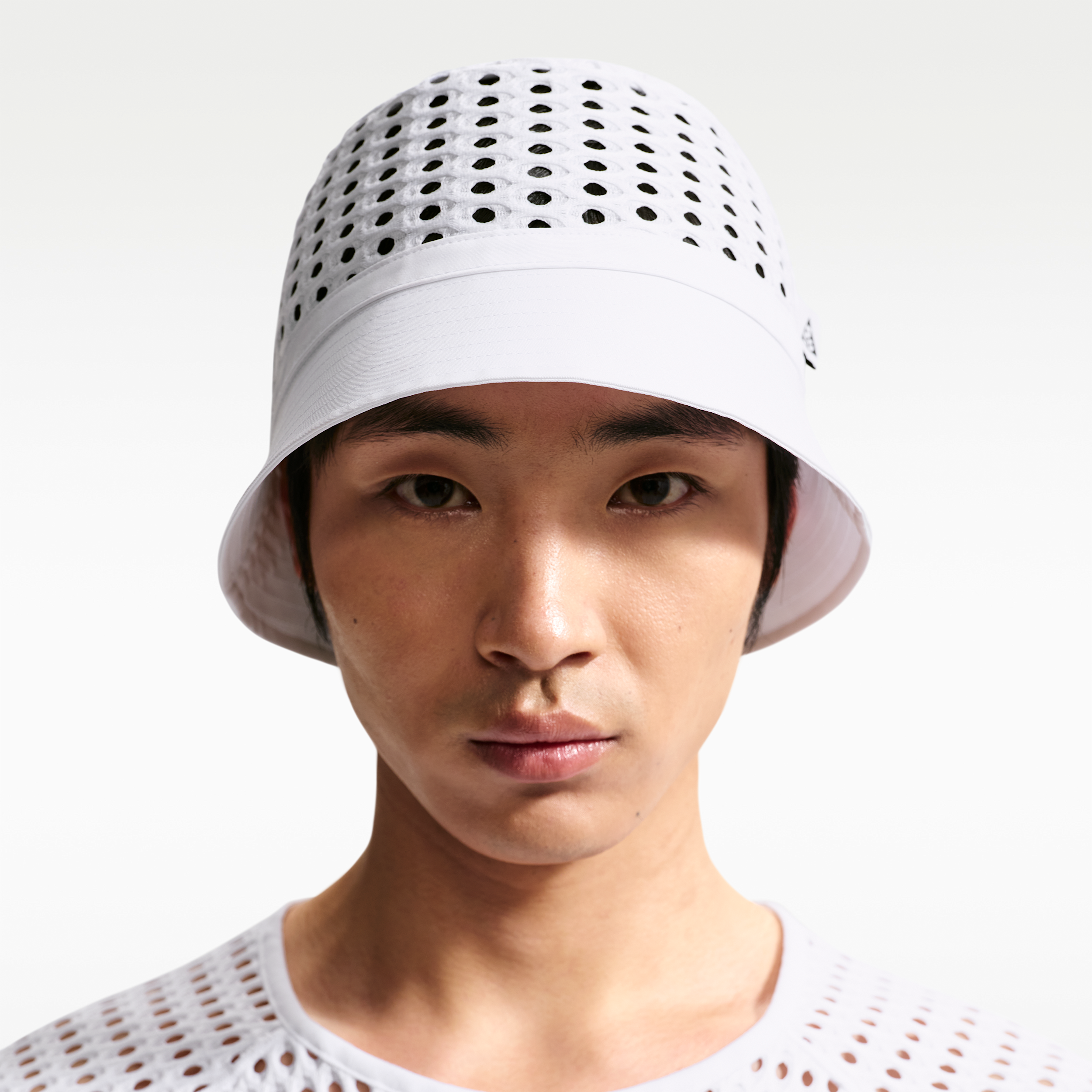 Unisex Nike ACG Radical AirFlow Apex Dri-FIT Bucket Hat in White | IX1855-100