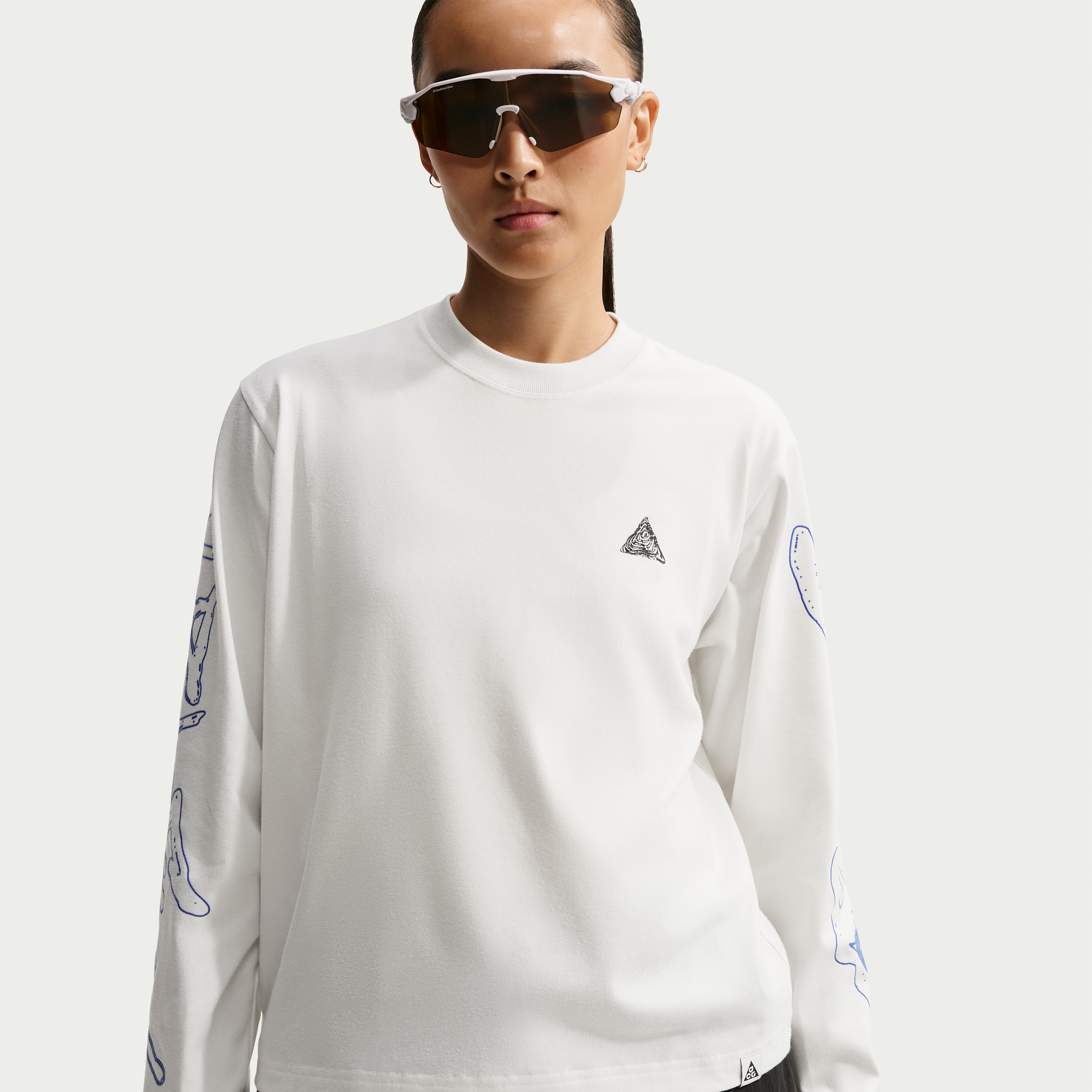 Women's Nike ACG Dri-FIT T-Shirt in White | IO1579-121