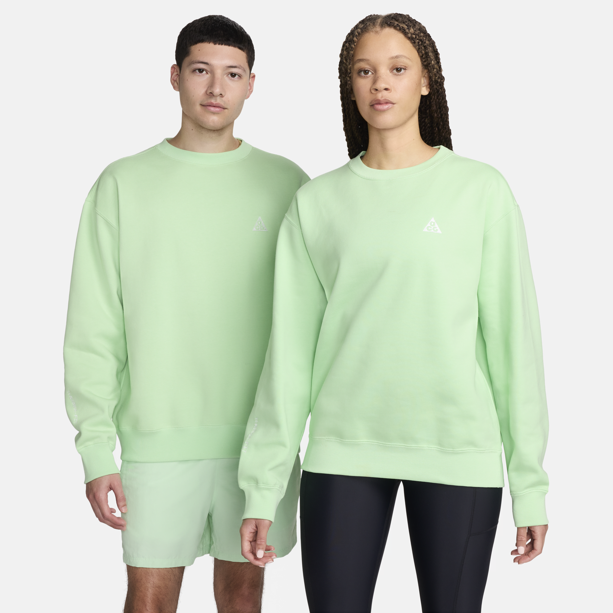 Nike Unisex  Acg Therma-fit Fleece Crew In Green