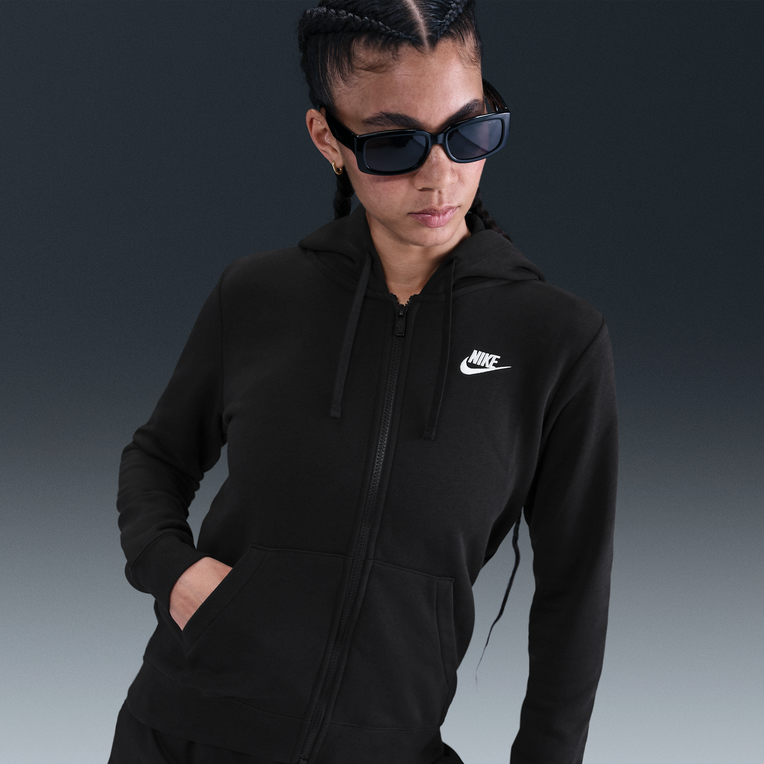 Women's Nike Sportswear Club Fleece Full-Zip Hoodie in Black | DQ5471-010