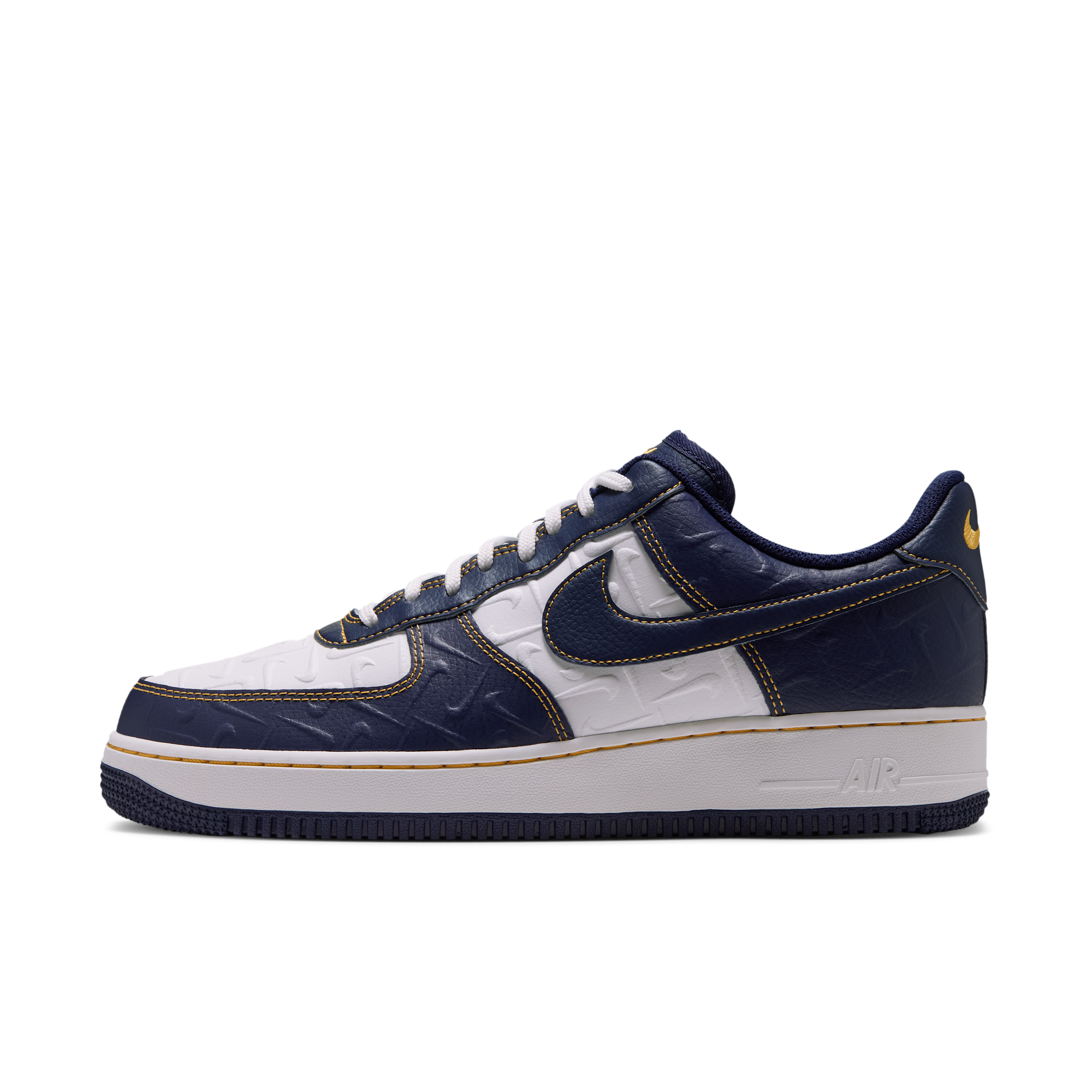 Nike Men's Air Force 1 '07 Shoes in White | IX7257-133