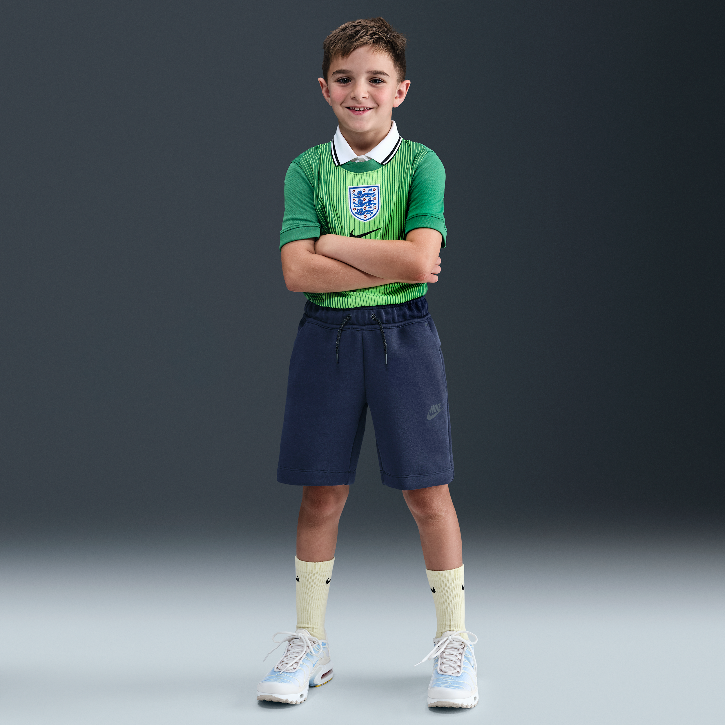 Nike Sportswear Tech Fleece Big Kids' (Boys') Shorts in Blue | HV1196-451
