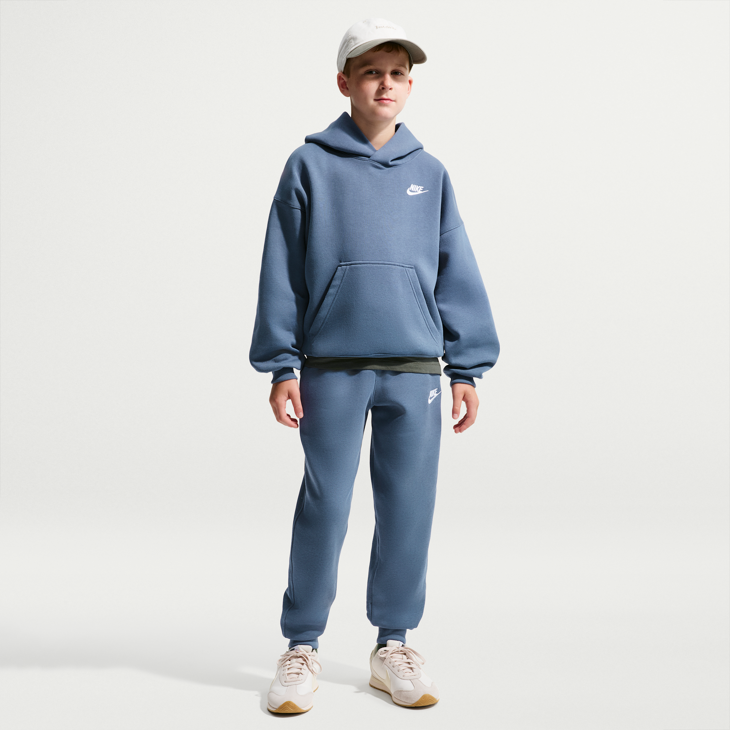Nike Sportswear Club Fleece Big Kids' Jogger Pants in Blue | FD3008-491