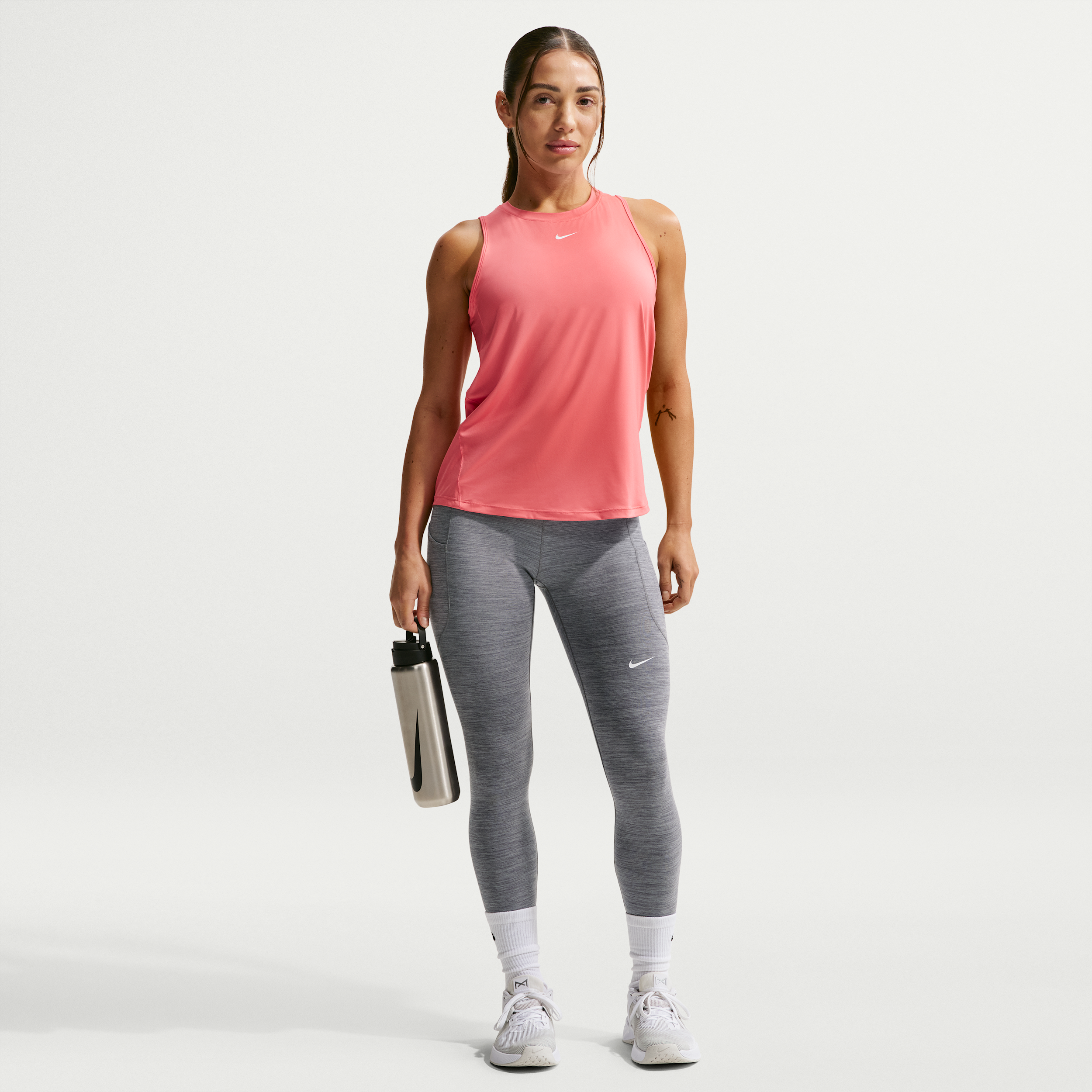Nike Women's One High-Waisted 7/8 Leggings with Pockets in Grey | FN3241-085