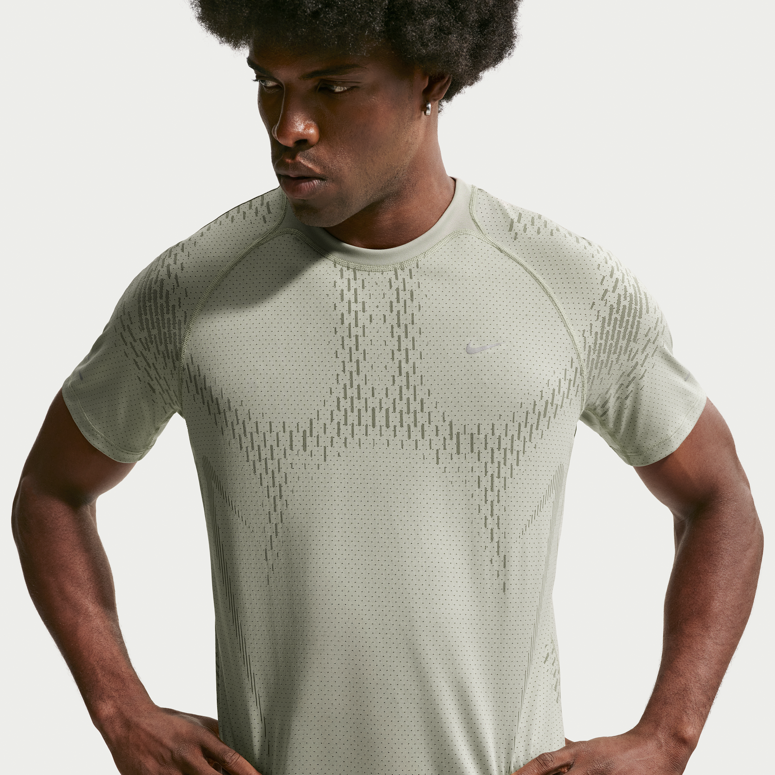 Nike Men's Stride Plus Dri-FIT ADV Short-Sleeve Running Top in Green | IF2088-304