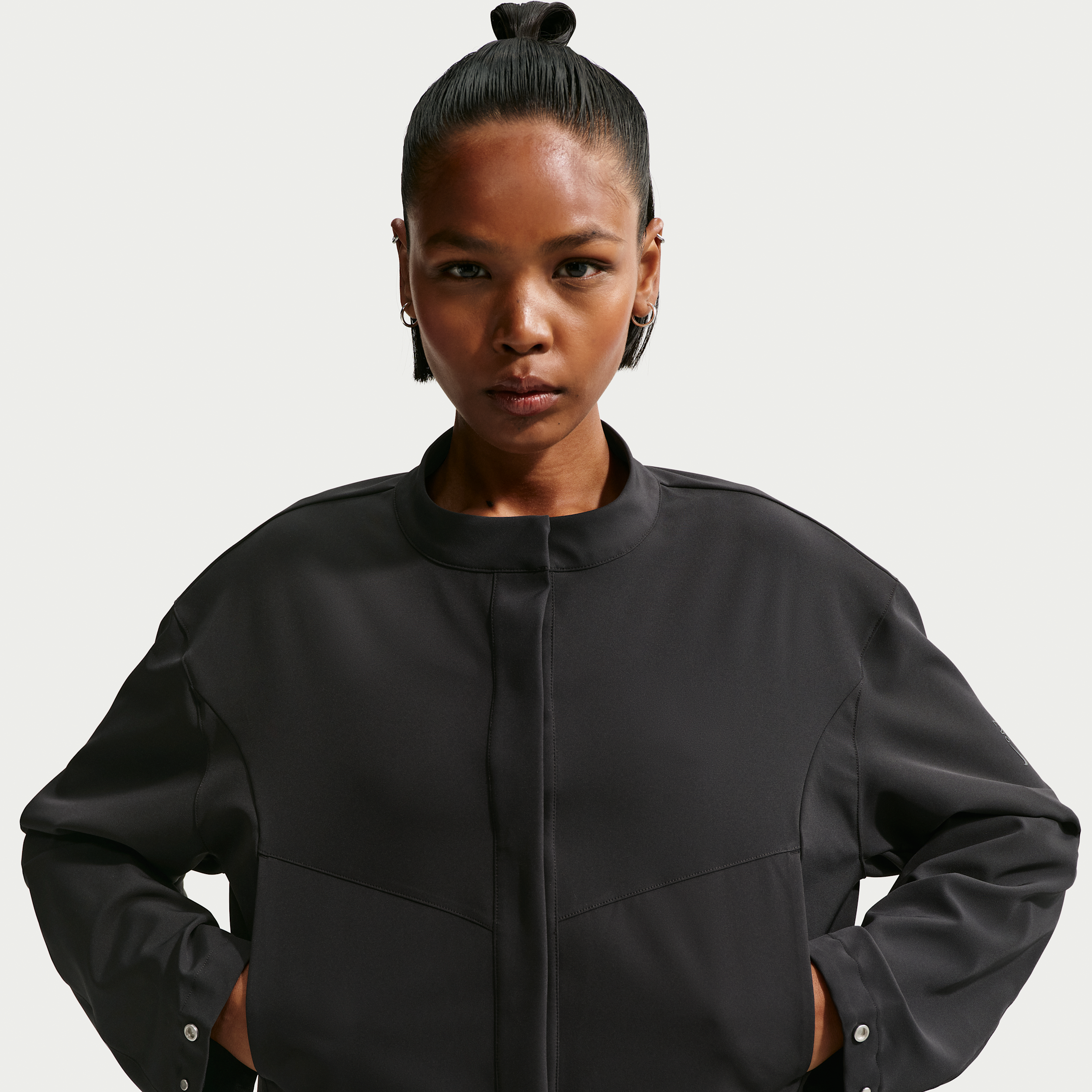 Nike Women's 24.7 PerfectStretch Dri-FIT Loose-Fit Cropped Jacket in Black | IB8986-010