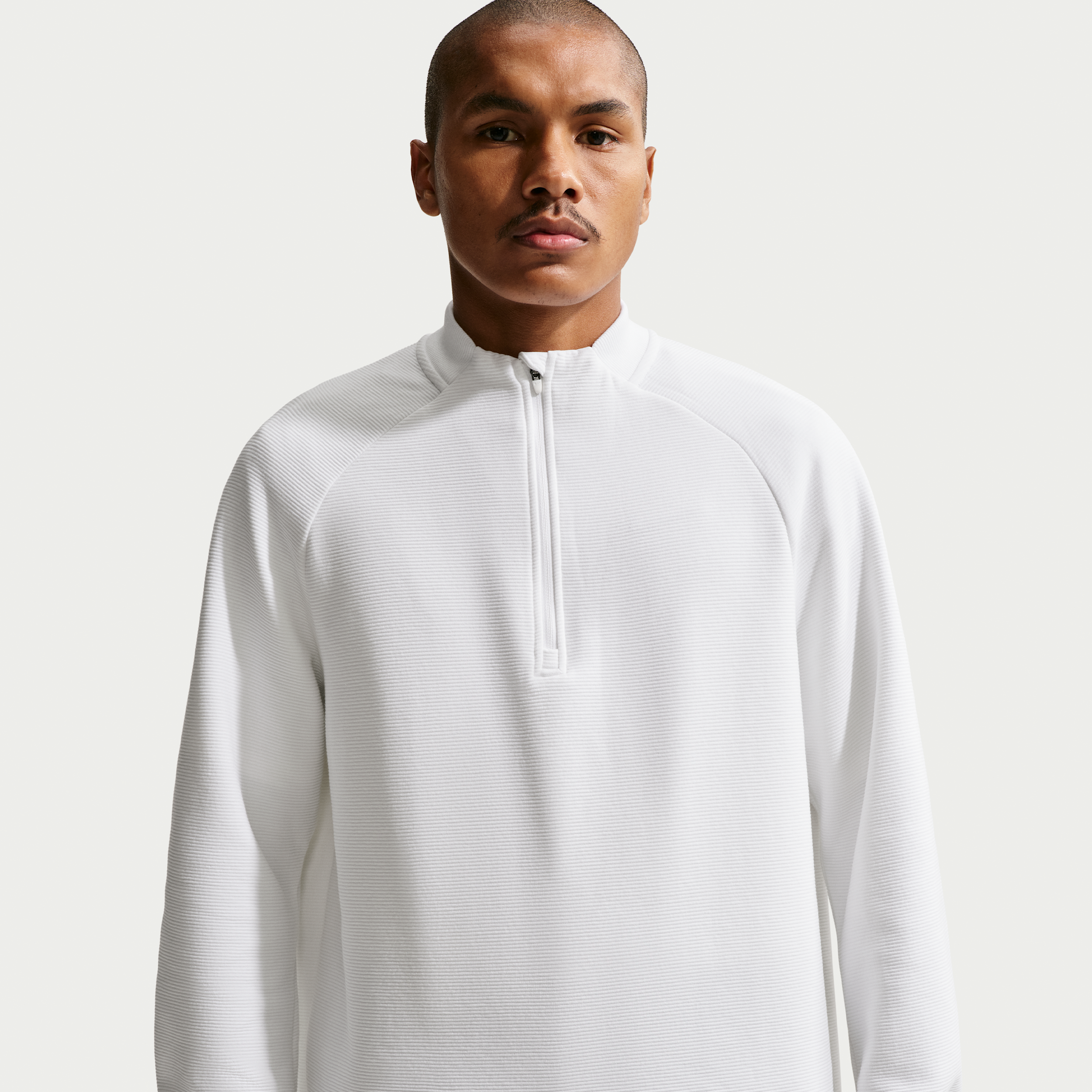 Nike Men's Par Therma-FIT 1/2-Zip Golf Top in White | IB0303-100