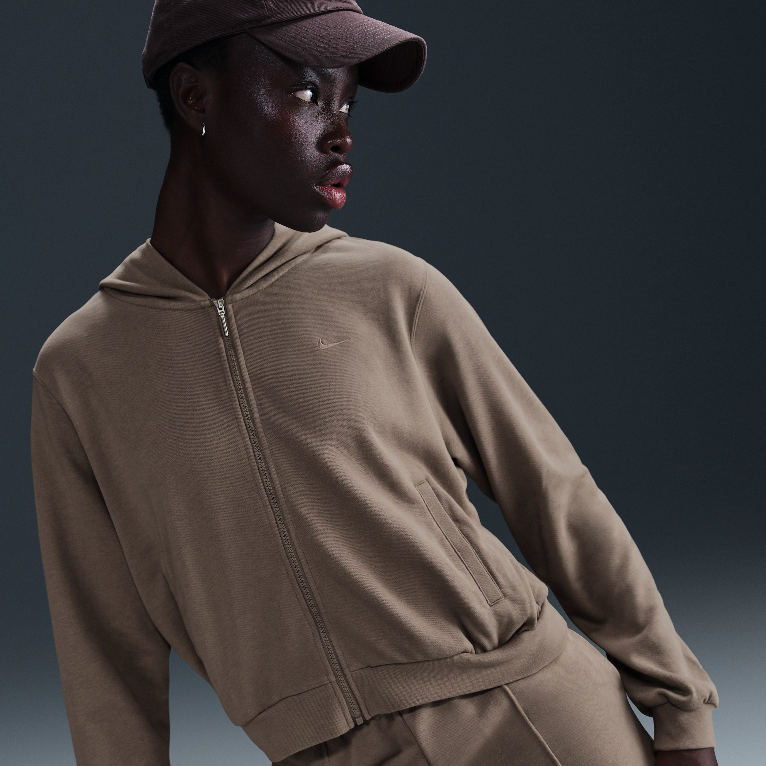 Nike Women's Sportswear Chill Terry Loose-fit Full-zip French-terry Hoodie In Brown