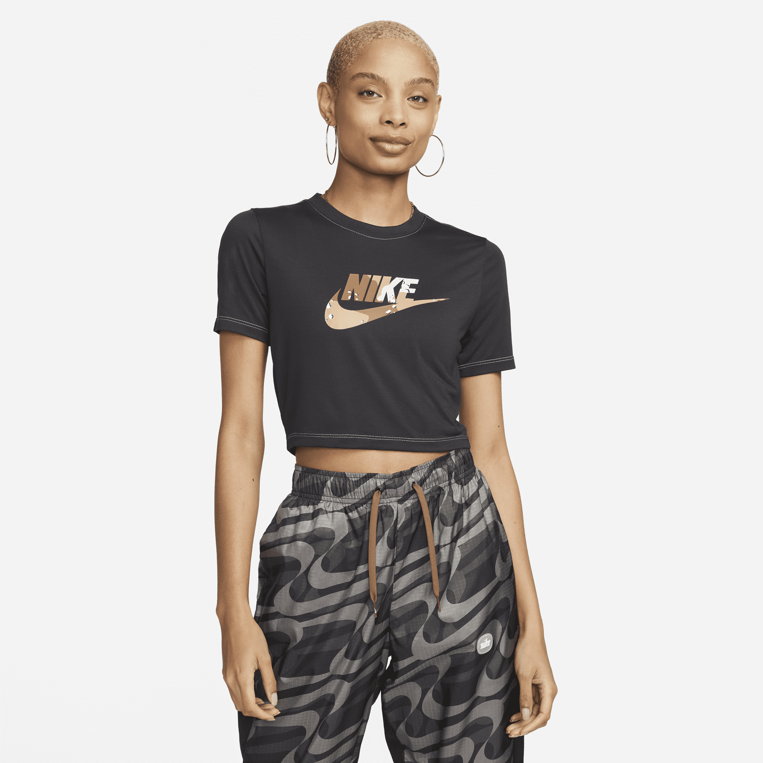 Nike sportswear slim sale fit crop top