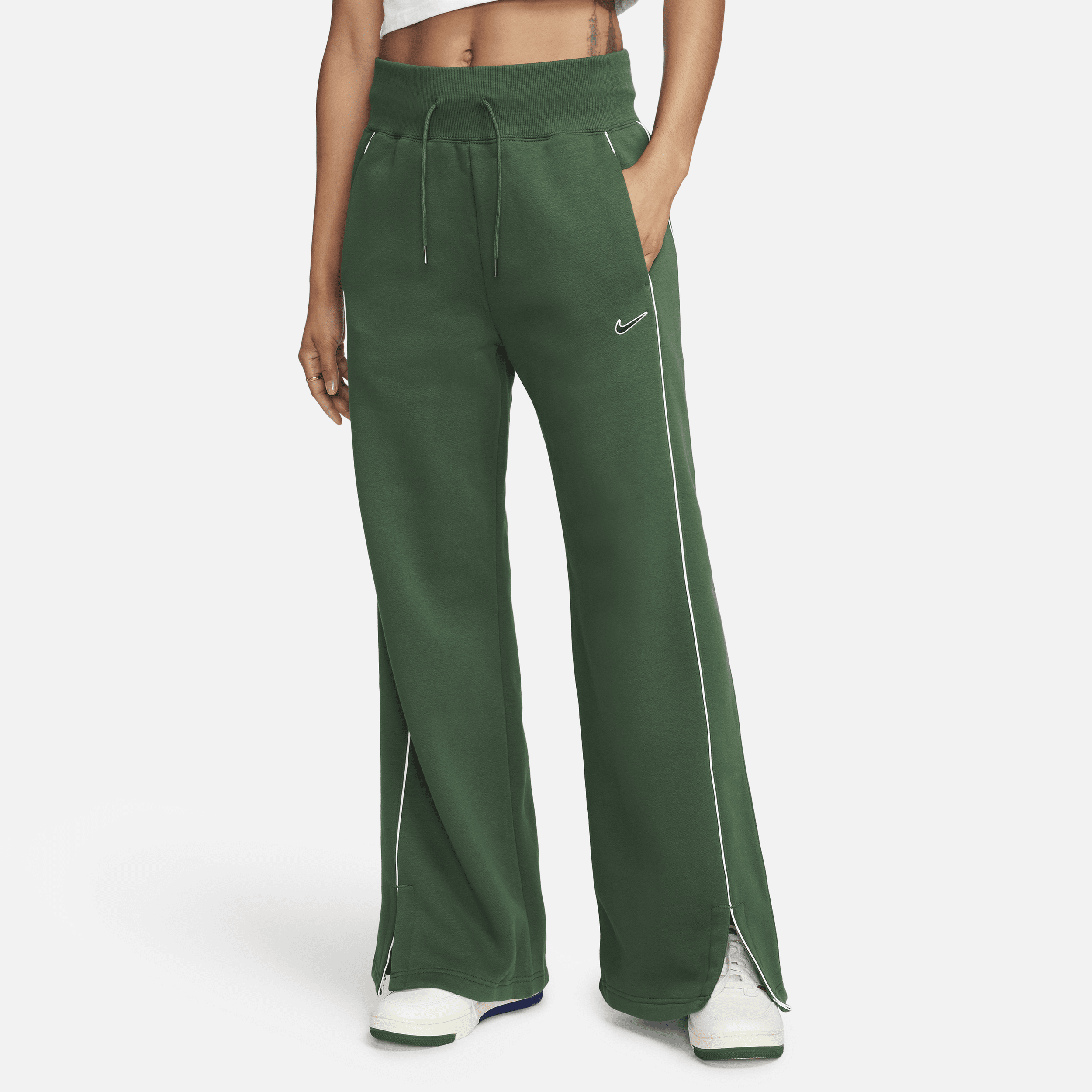 Women's green nike clearance sweatpants