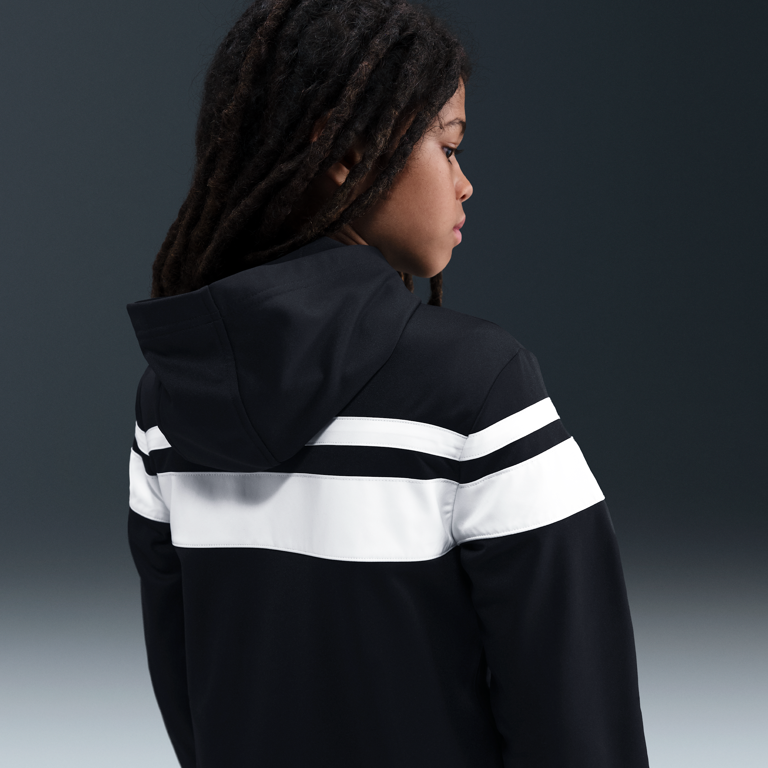 Thumbnail - Nike Sportswear Trainingsanzug mit Kapuze und Dri-FIT-Technologie (ältere Kinder) - Schwarz