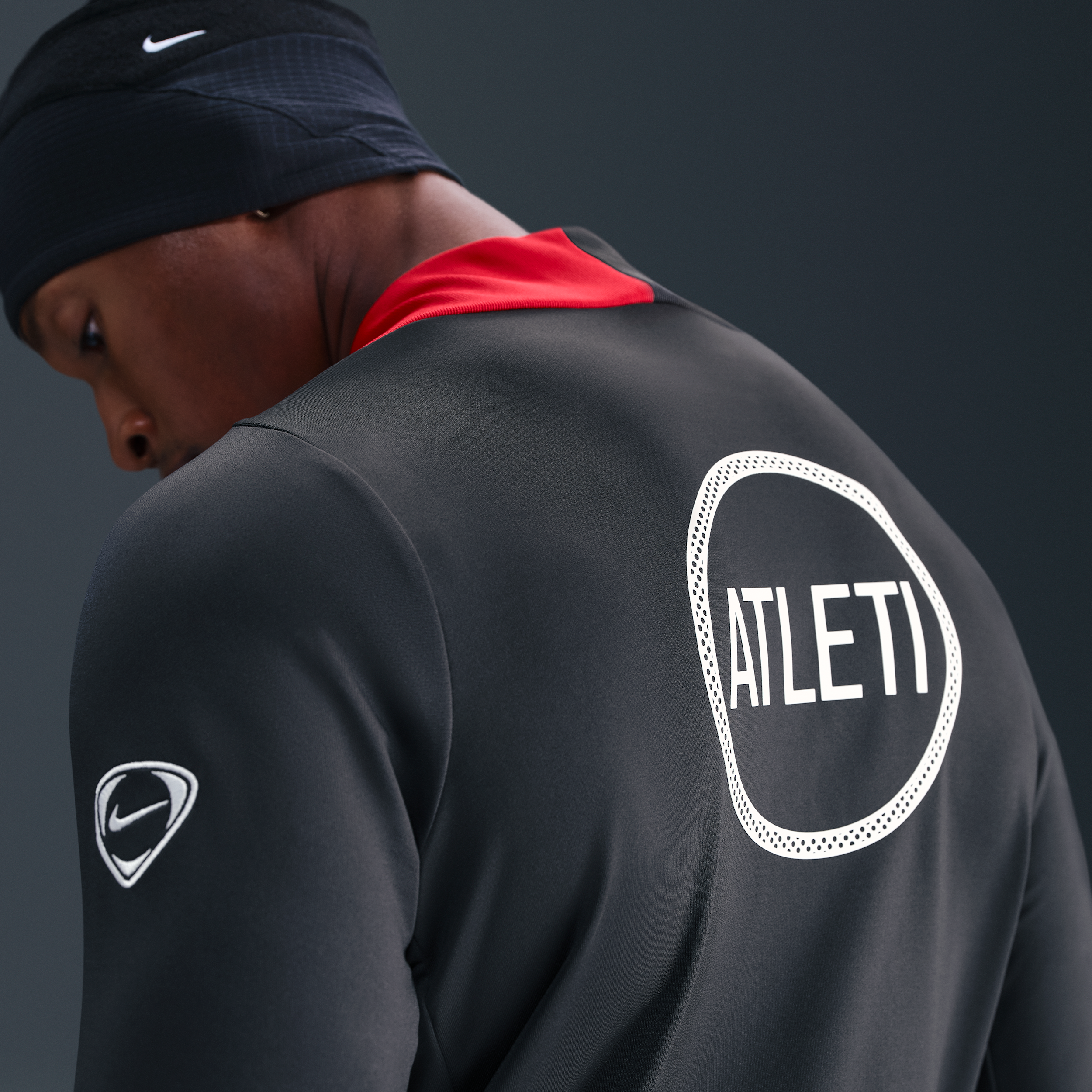 Thumbnail - Atlético Madrid Strike Third Nike Dri-FIT Total 90 Fußball-Drill-Oberteil aus Strickmaterial (Herren) - Grau