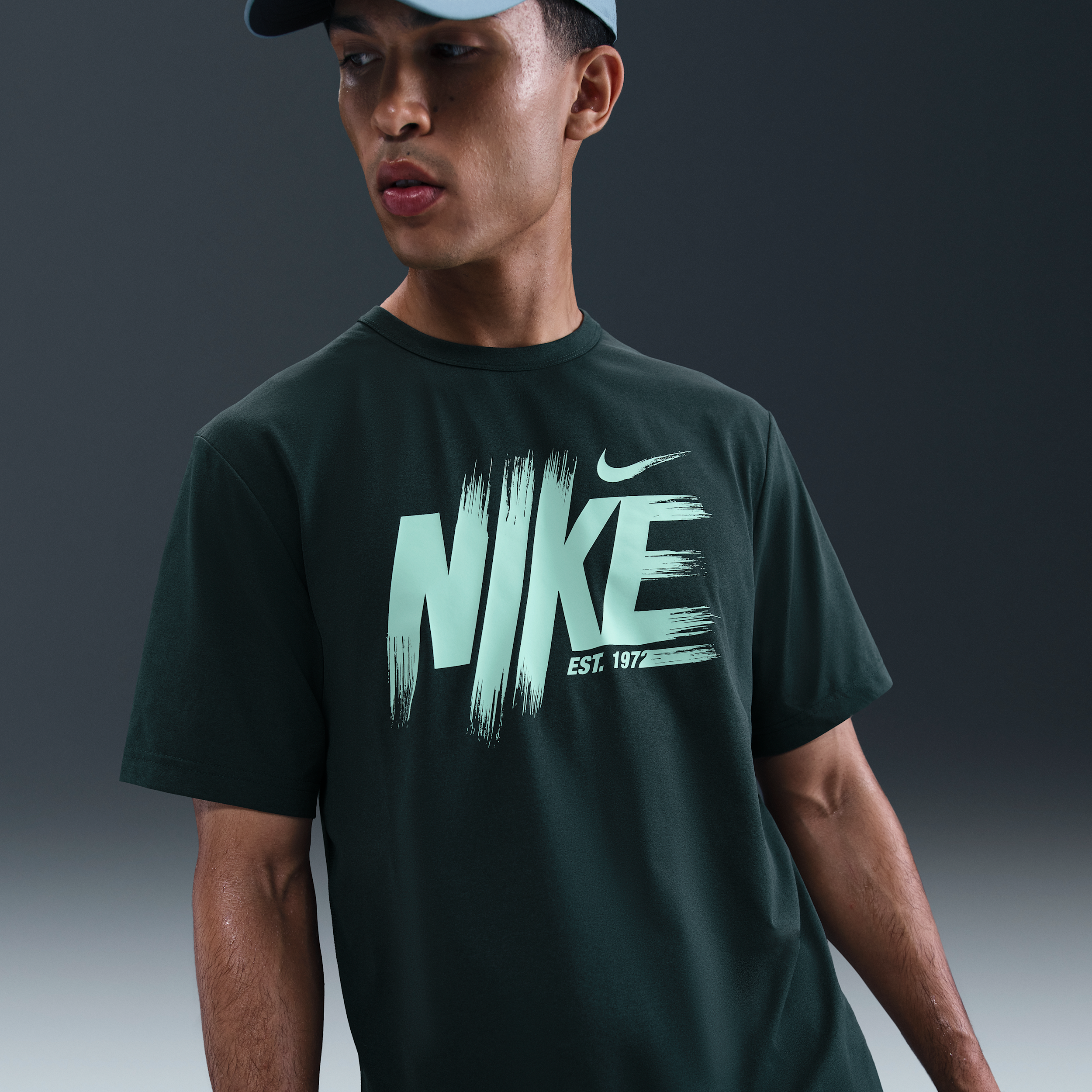 Thumbnail - Nike Hyverse Dri-FIT UV Trainingsoberteil (Herren) - Grün