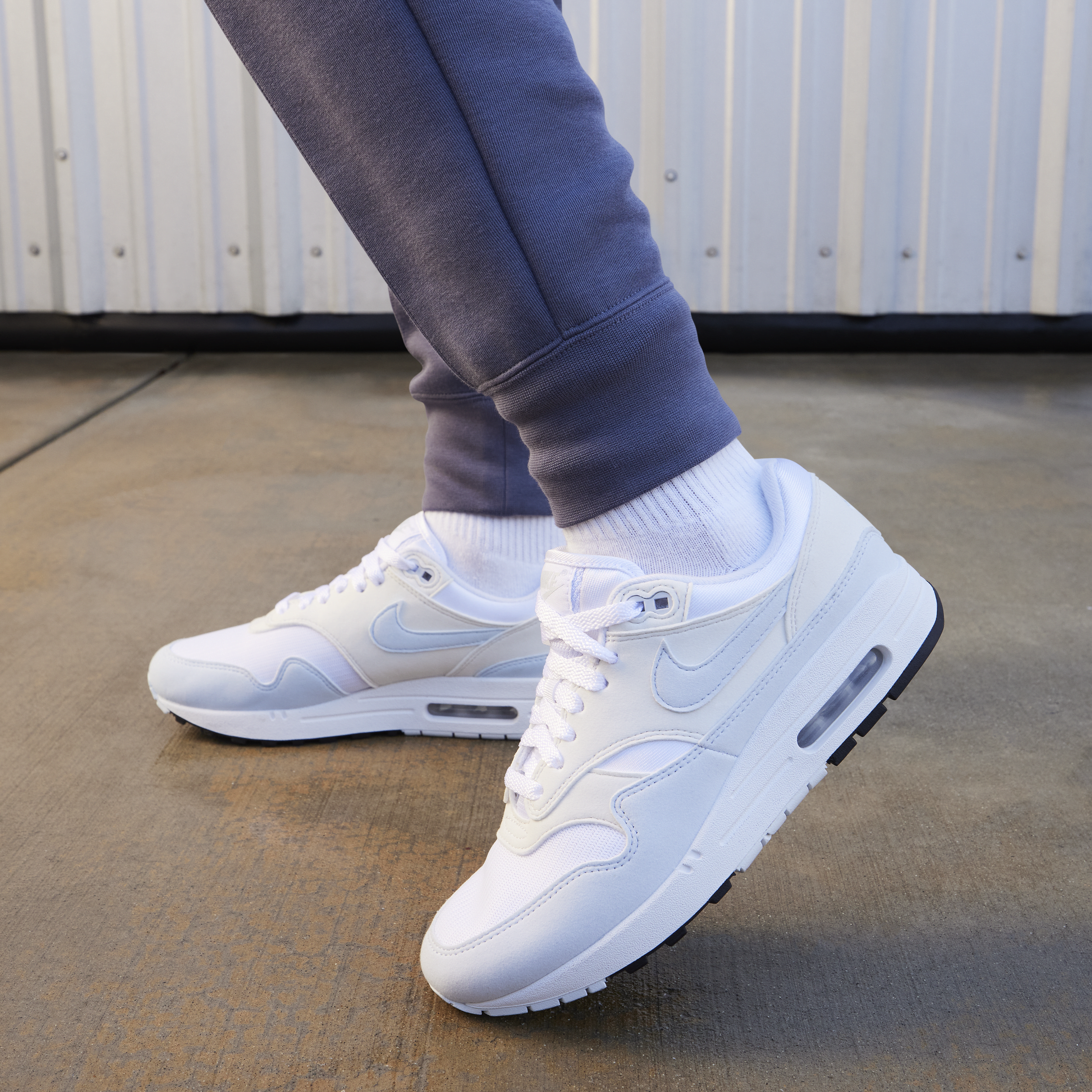 Chaussure Nike Air Max 1 pour femme - Blanc