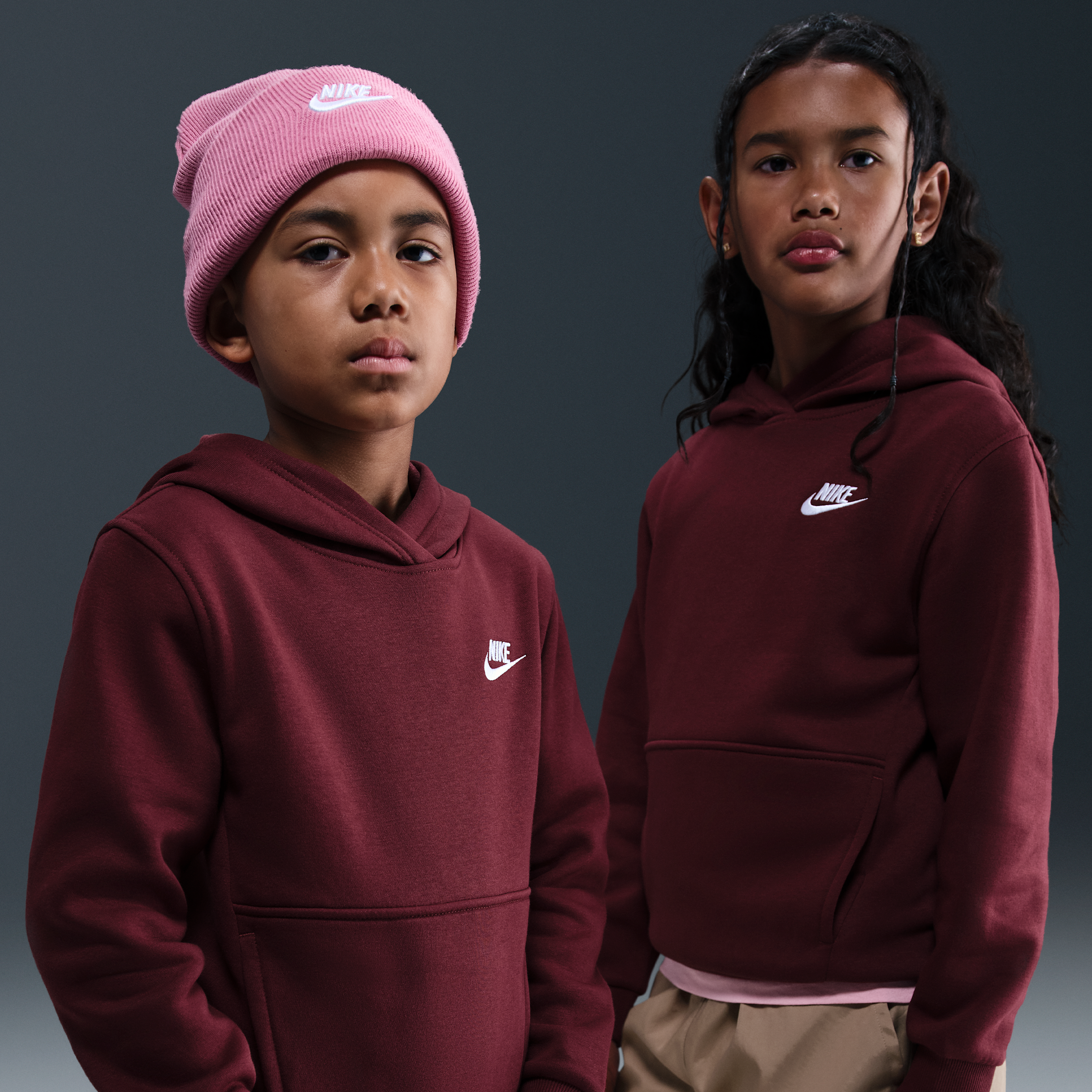 Nike Club Fleece Older Kids Pullover Hoodie - Red - Cotton/Polyester
