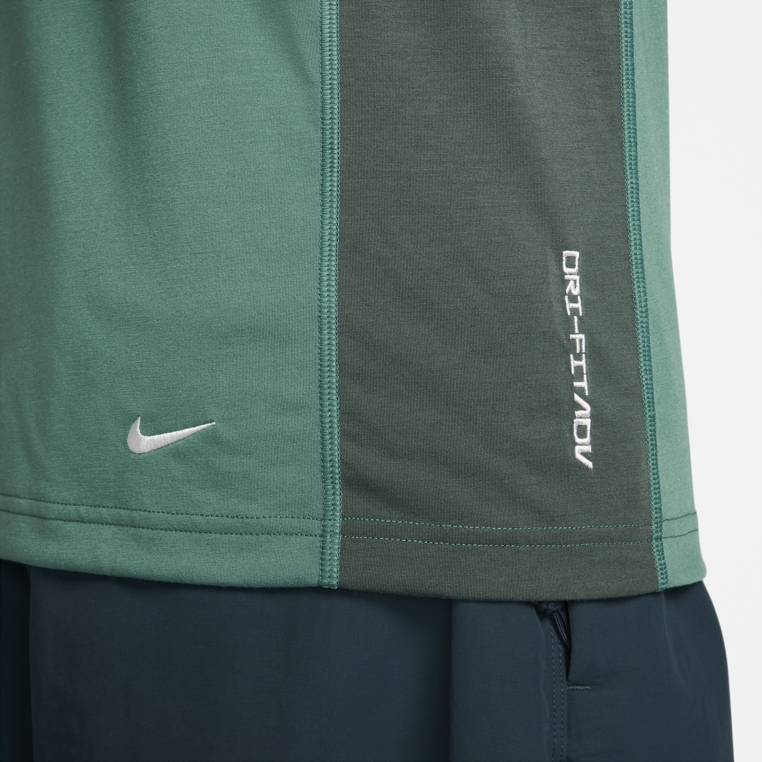 Nike ACG 'Goat Rocks' Dri-FIT ADV UV-top met korte mouwen voor heren Groen