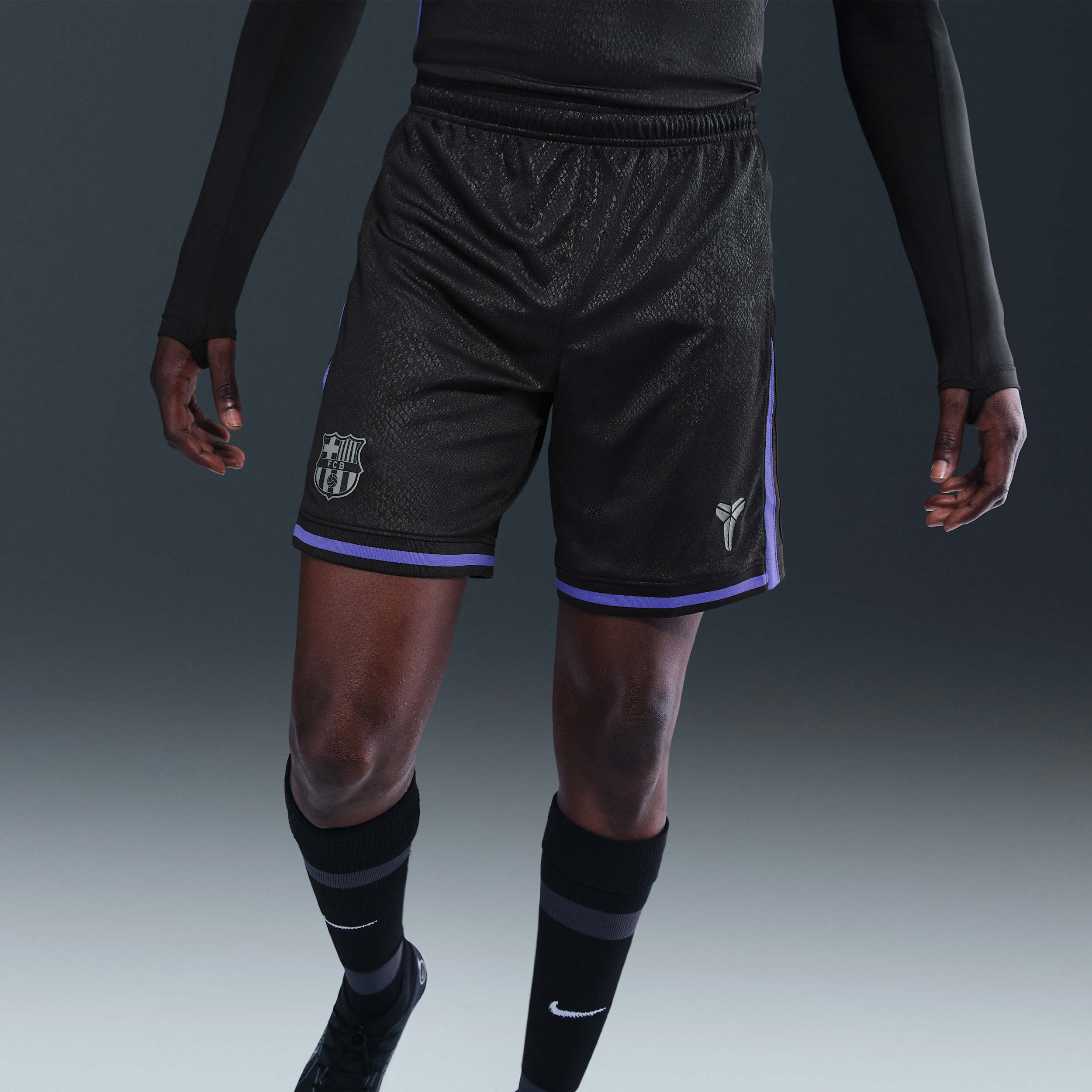 Thumbnail - FC Barcelona 2025/26 Stadium Away Kobe Dri-FIT Replika-Fußballshorts (Herren) - Schwarz