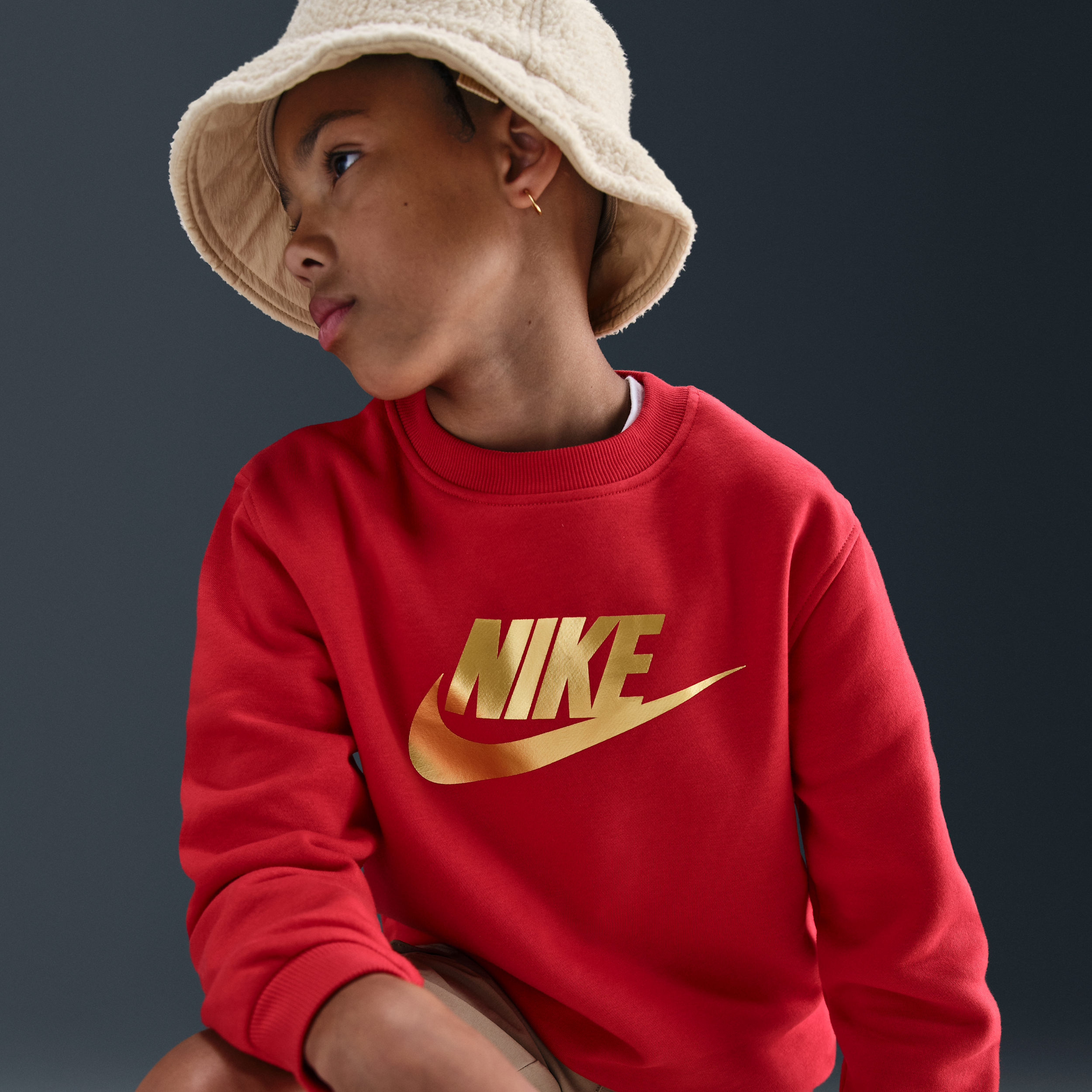 Thumbnail - Nike Club Fleece-Sweatshirt mit Rundhalsausschnitt für ältere Kinder - Rot
