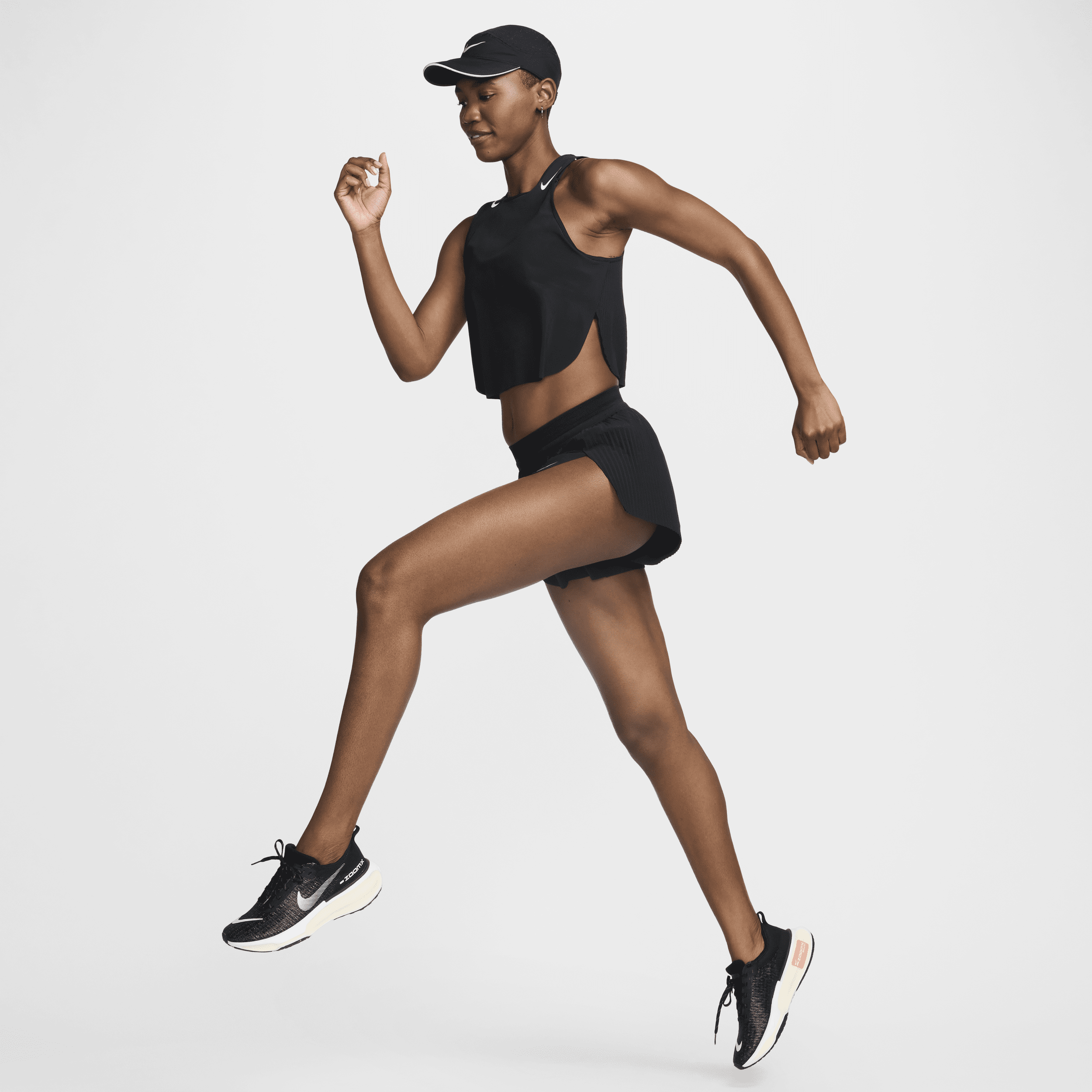 Nike AeroSwift Dri-FIT ADV korte hardlooptanktop voor dames Zwart