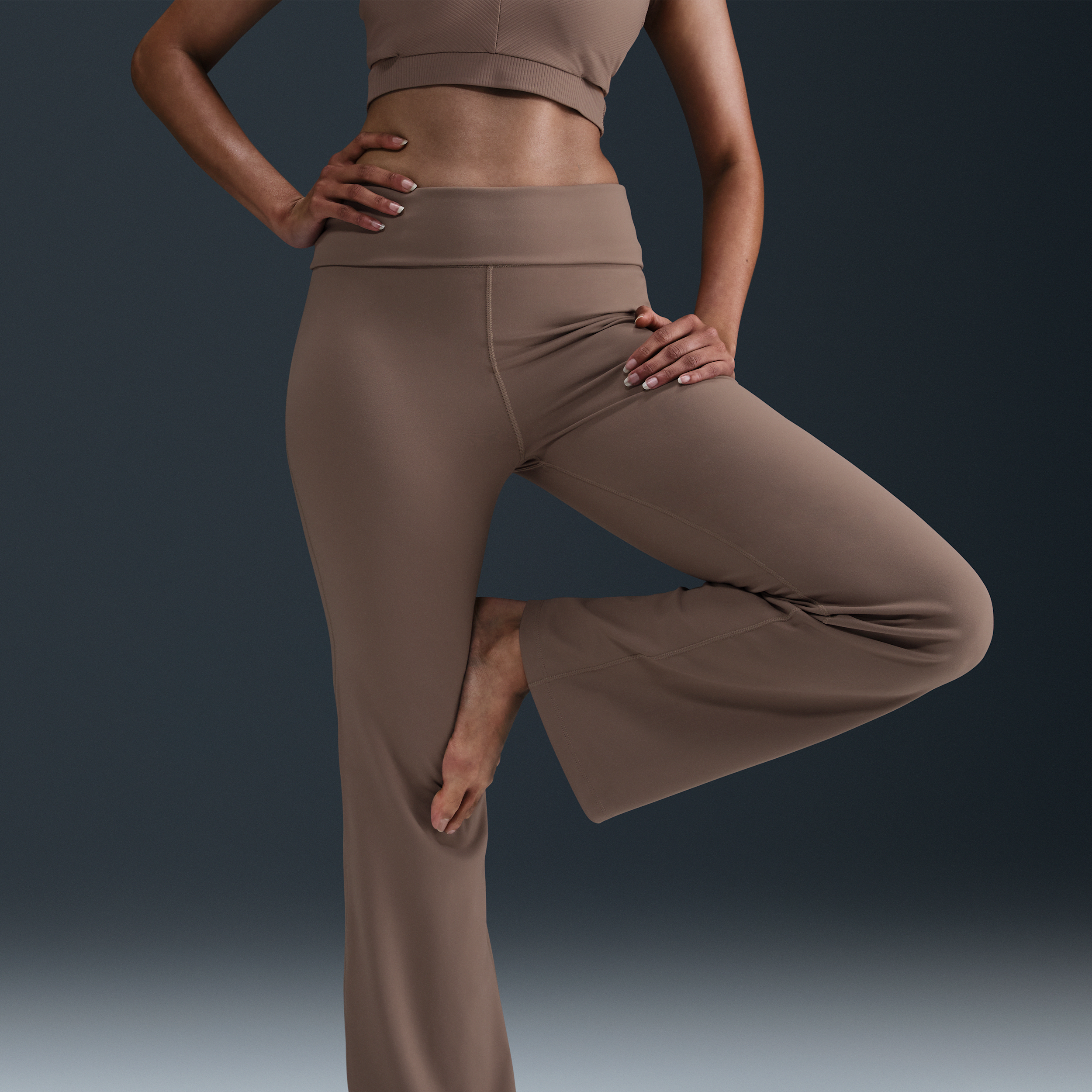 Pantalon taille haute repliable Dri-FIT Nike One pour femme - Marron
