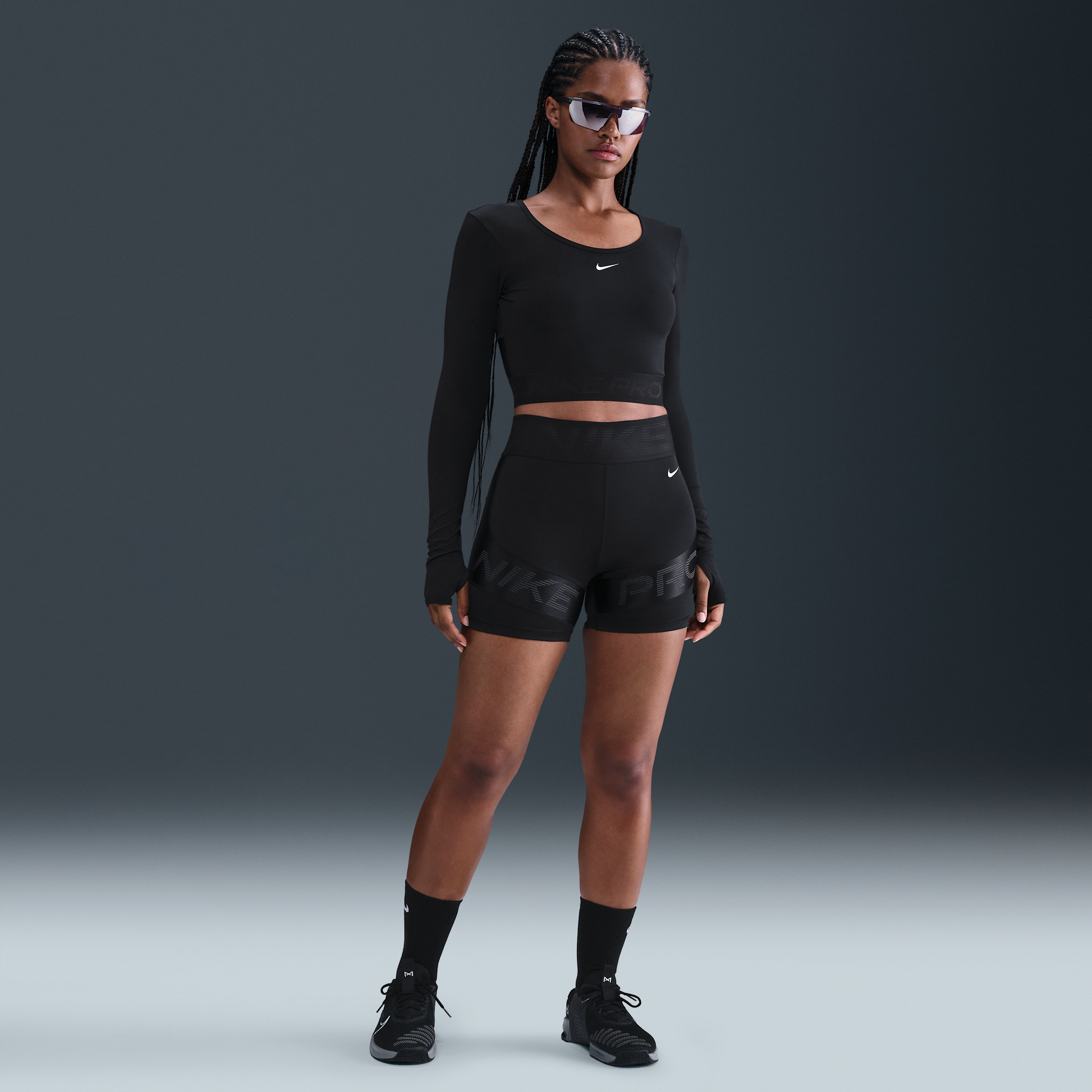 Thumbnail - Nike Pro Sculpt Dri-FIT Bike Shorts mit hohem Bund (Damen, ca. 12,5 cm) - Schwarz