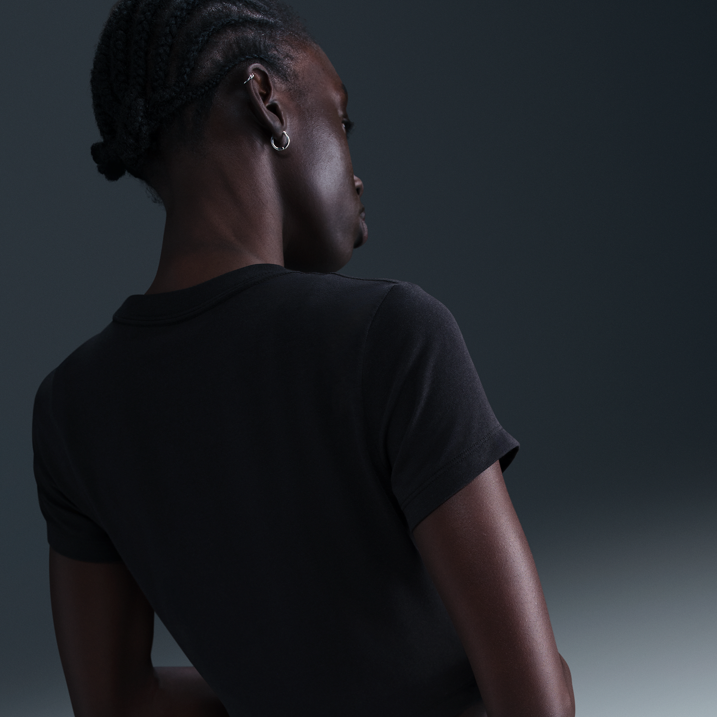 T-shirt court Nike Sportswear Chill Knit pour femme - Noir