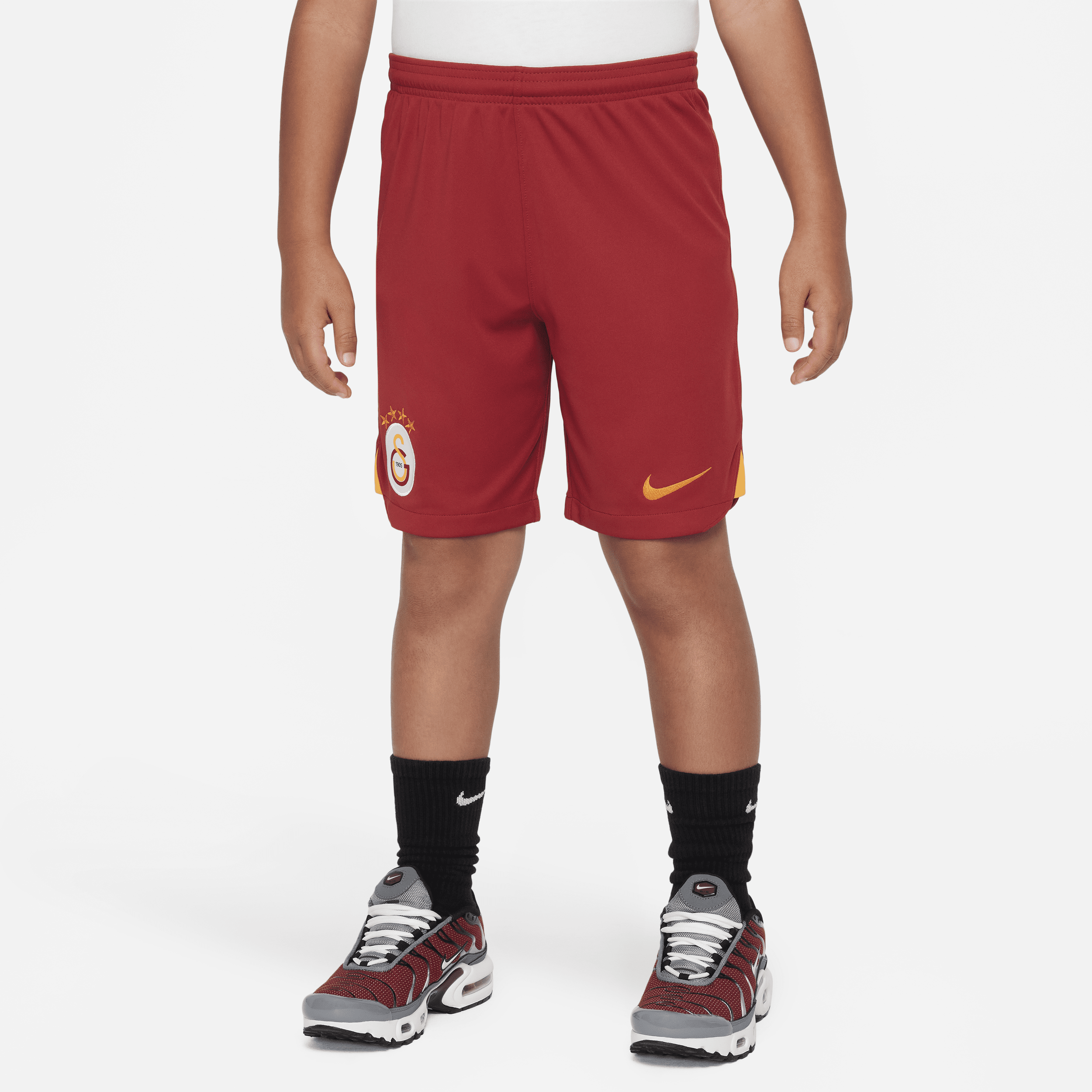 Galatasaray 2023/24 Stadium Home Older Kids' Nike Dri-FIT Football Shorts - Red