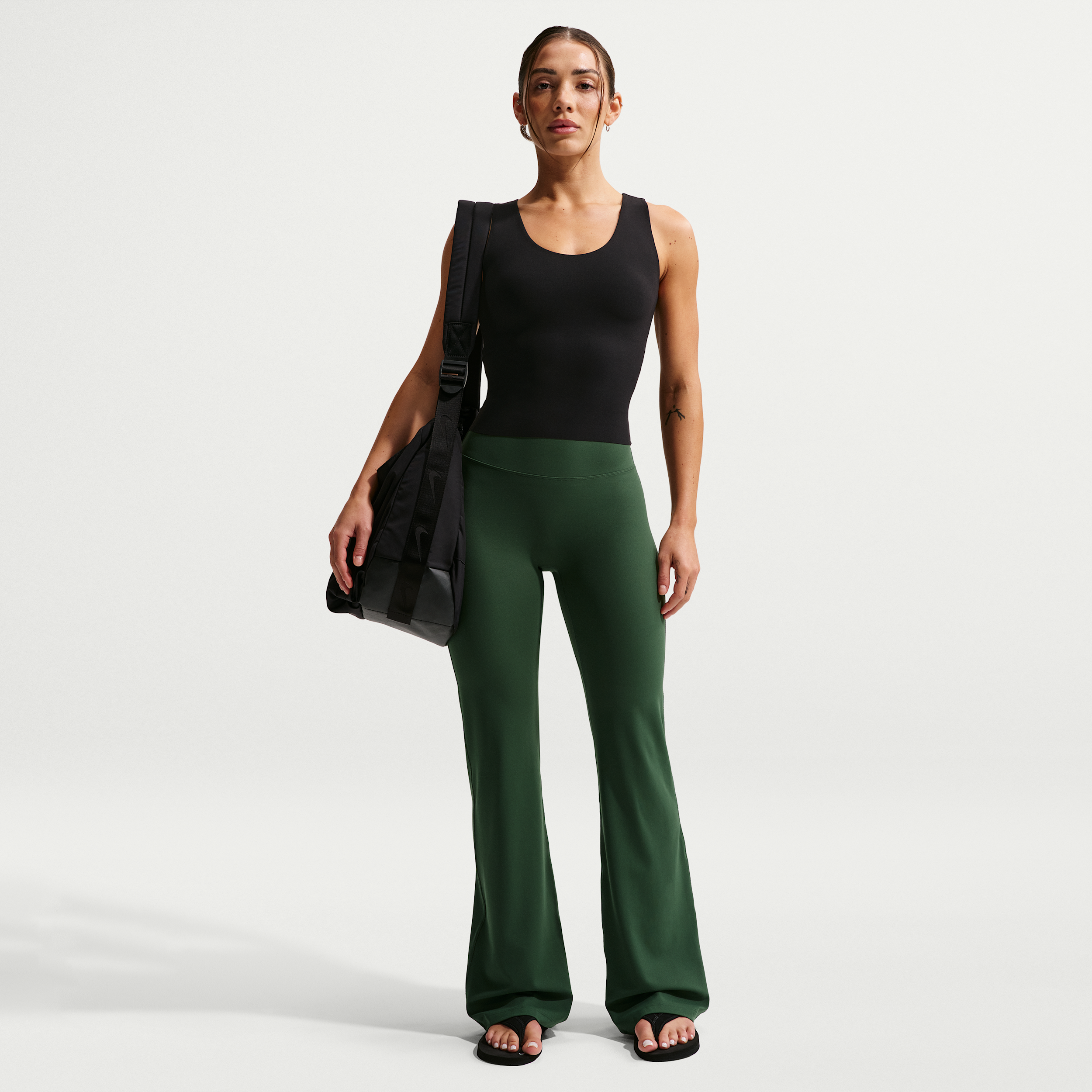 Leggings svasati a vita alta senza cucitura anteriore Nike Zenvy – Donna - Verde