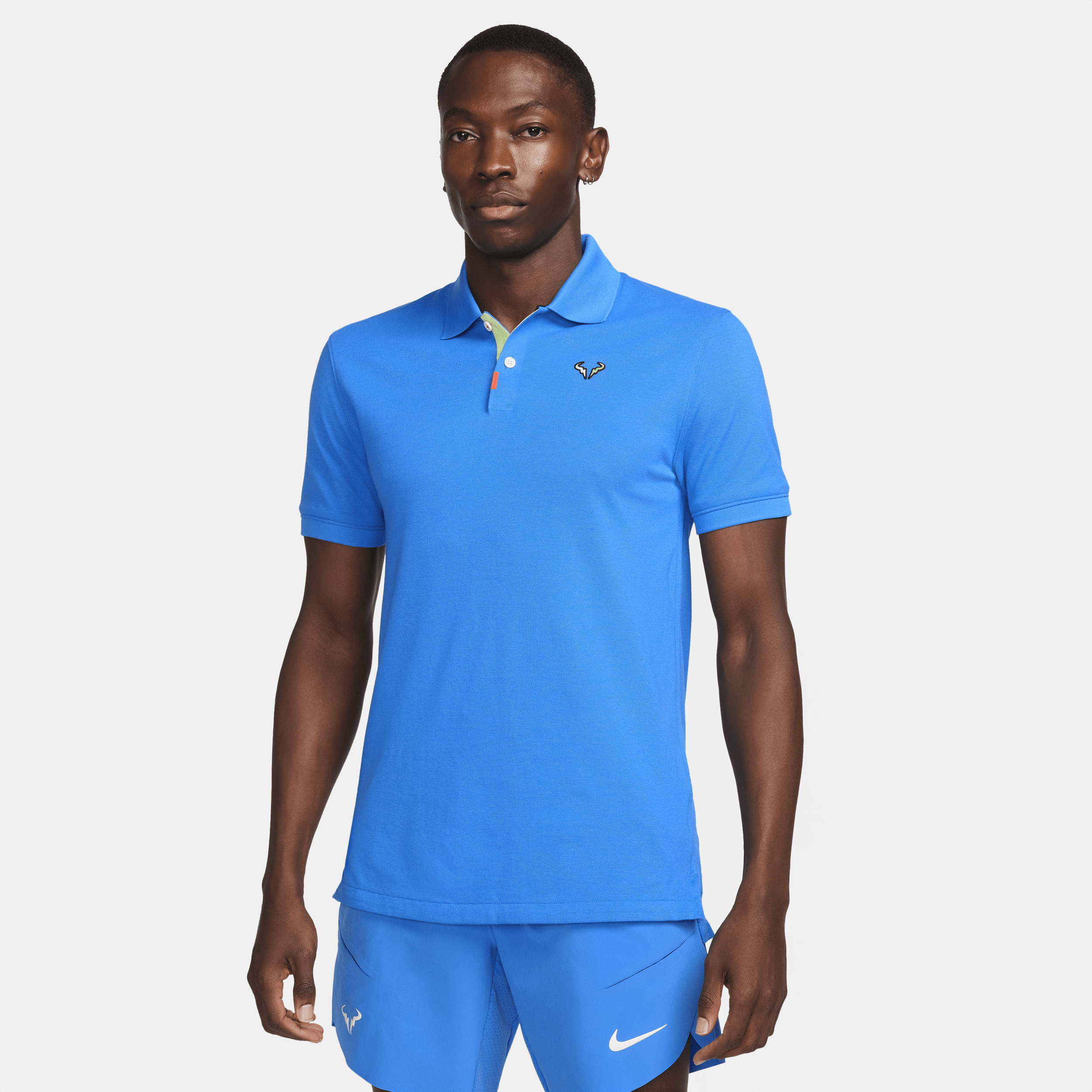 Image of The Nike Polo Rafa Polo met aansluitende pasvorm voor heren - Blauw