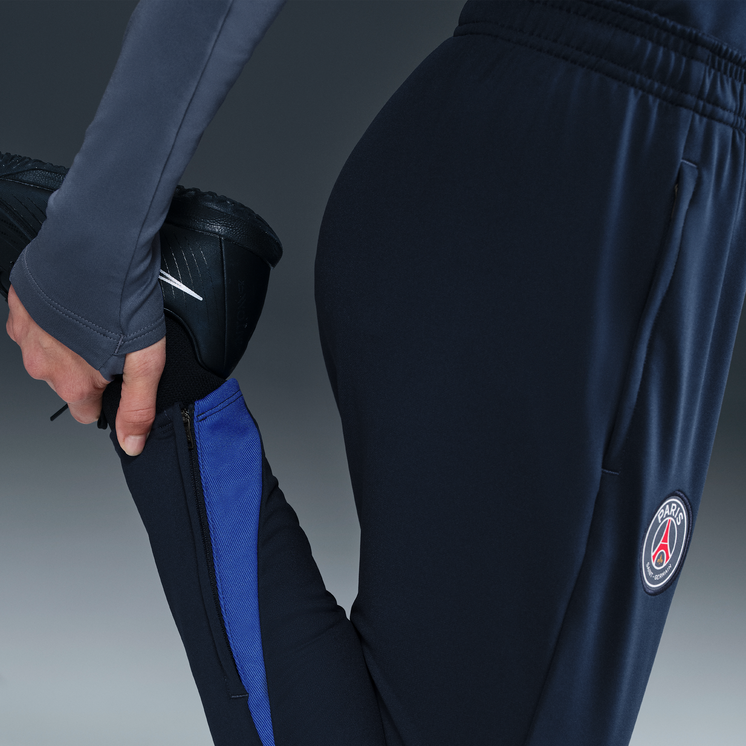 Thumbnail - Paris Saint-Germain Strike Nike Dri-FIT Strick-Fußballhose für Damen - Blau