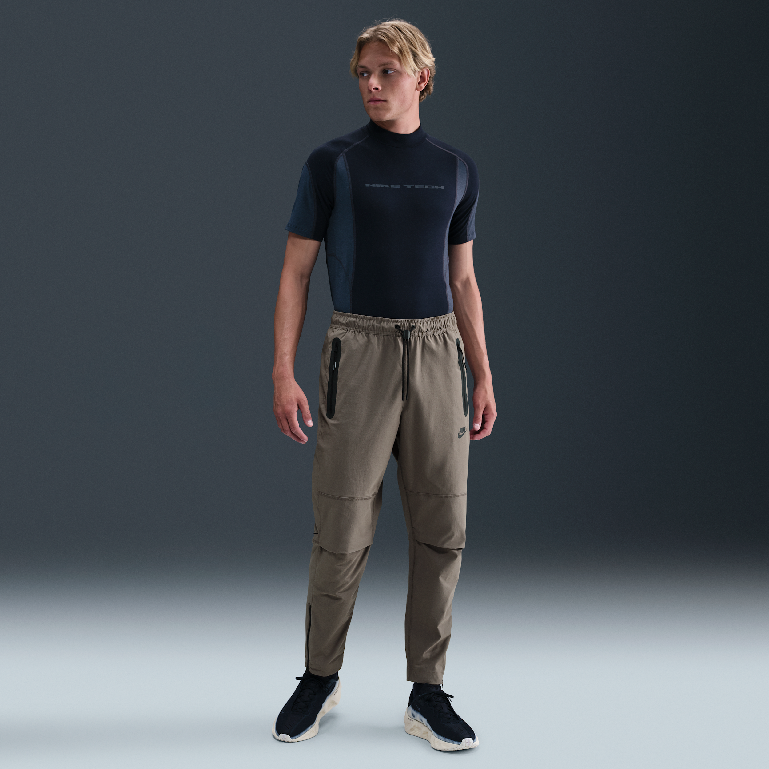 Thumbnail - Nike Tech Webhose (Herren) - Grau