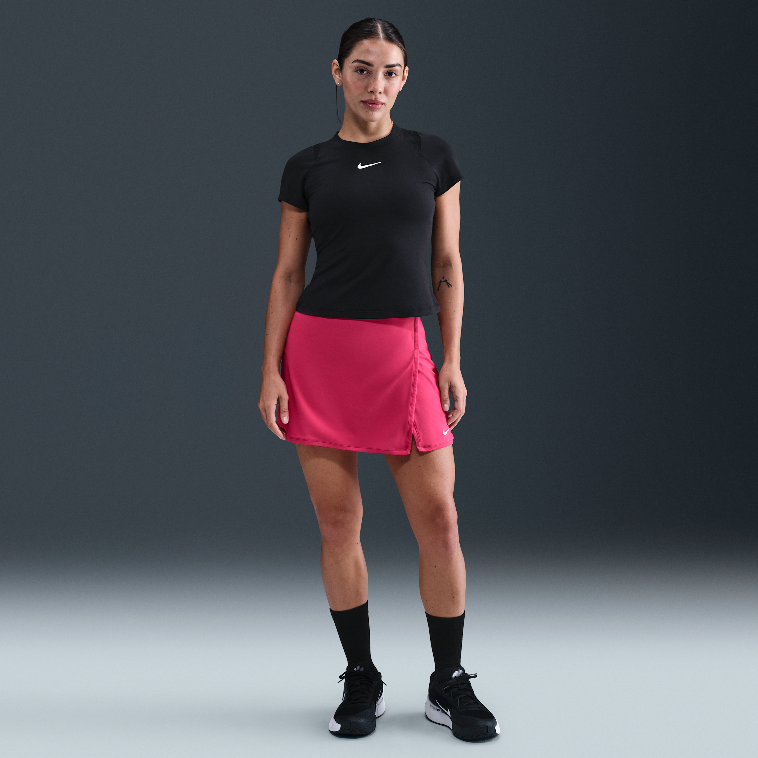 Thumbnail - Nike Victory Dri-FIT gerade geschnittener Tennisrock (Damen) - Pink