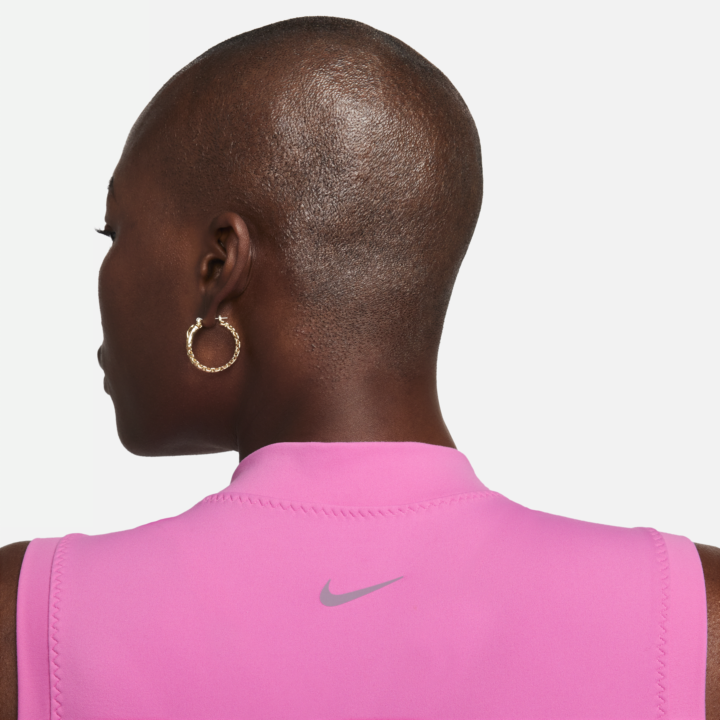 Nike One Fitted korte tanktop met Dri-FIT en opstaande kraag voor dames Rood