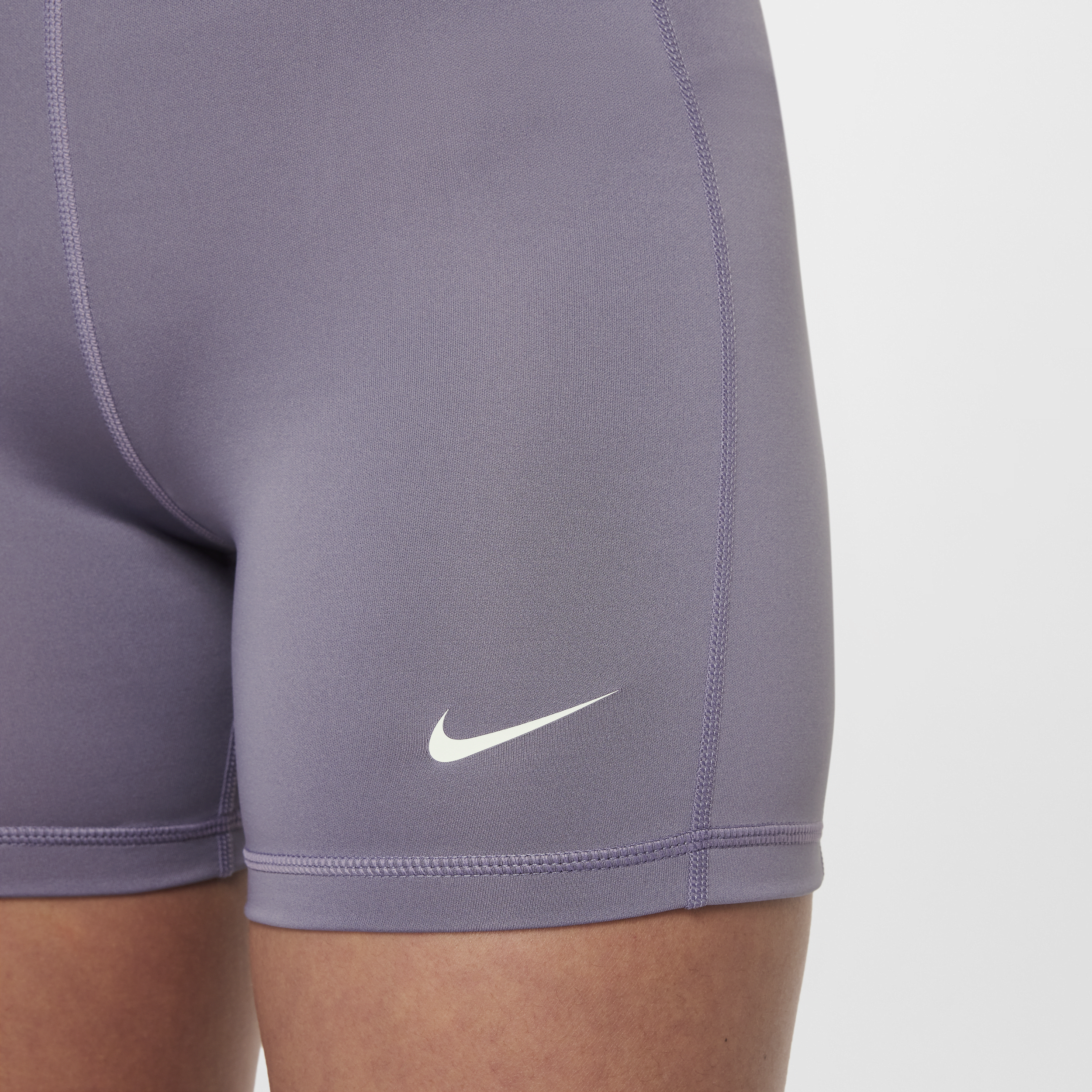 Nike Pro Leak Protection: Period Dri-FIT shorts voor meisjes Paars