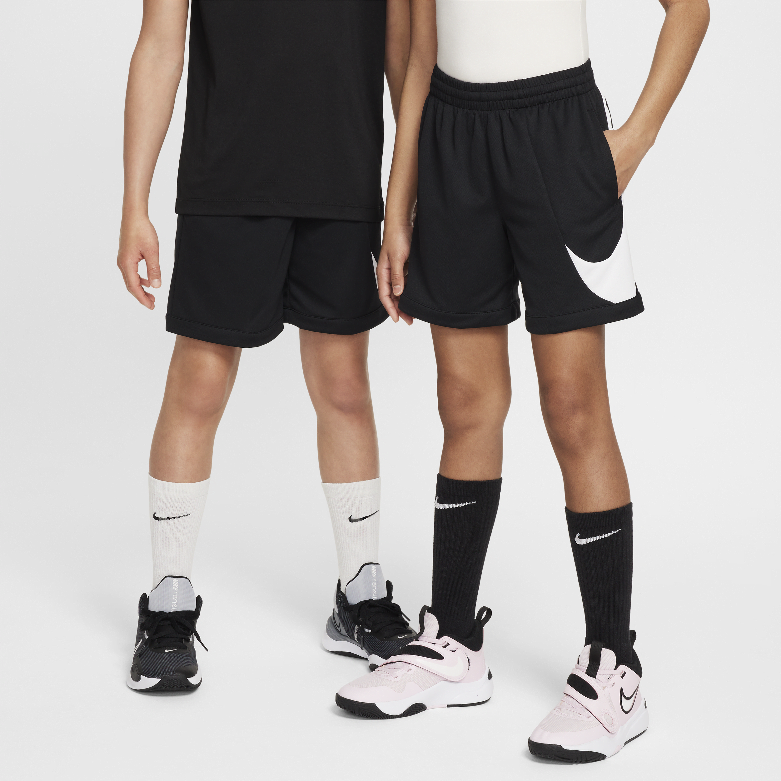 Nike Multi+ trainingsshorts met Dri-FIT voor jongens Zwart