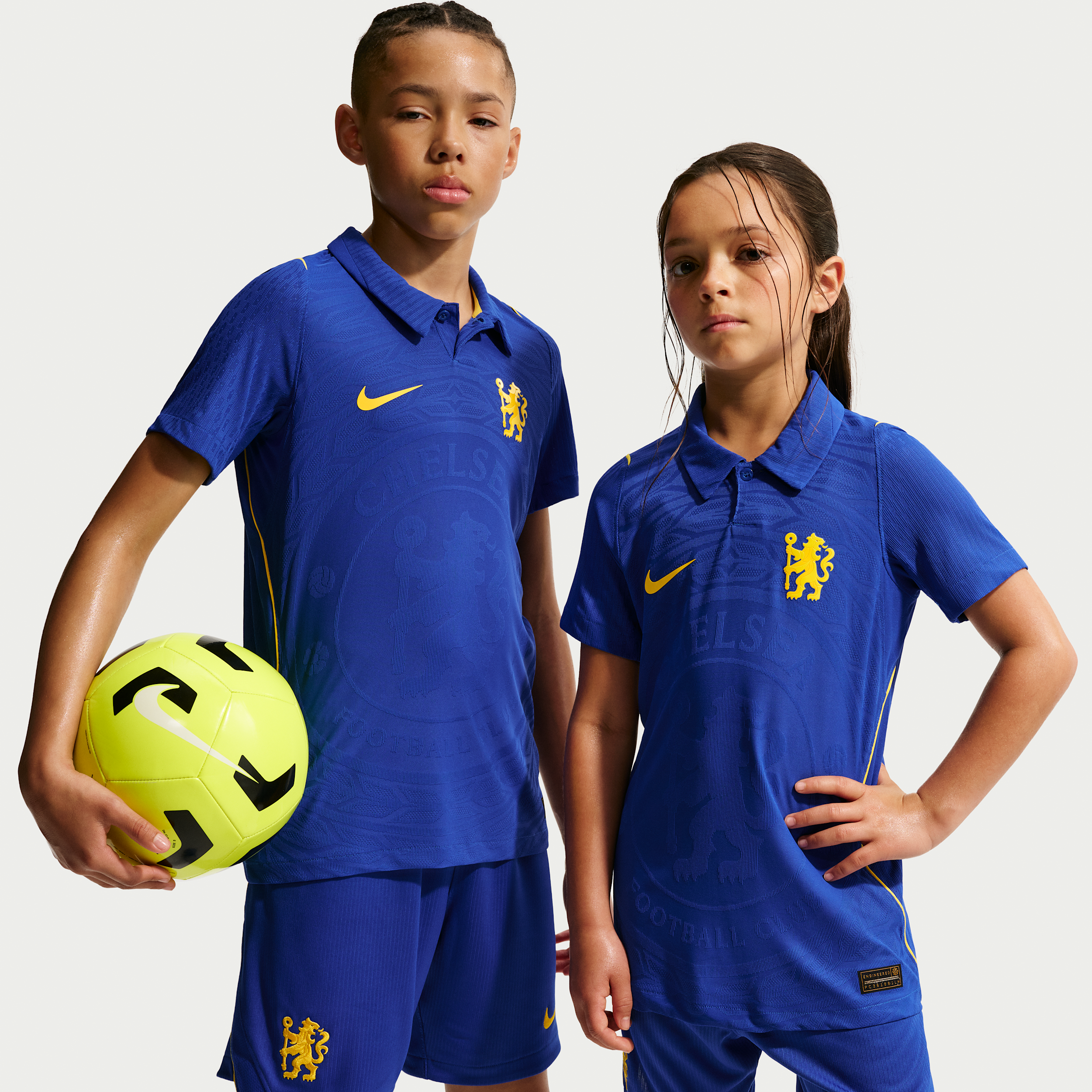 Chelsea FC 2026/27 Match Home Nike Aero-FIT Authentic-fodboldtrøje til større børn - blå